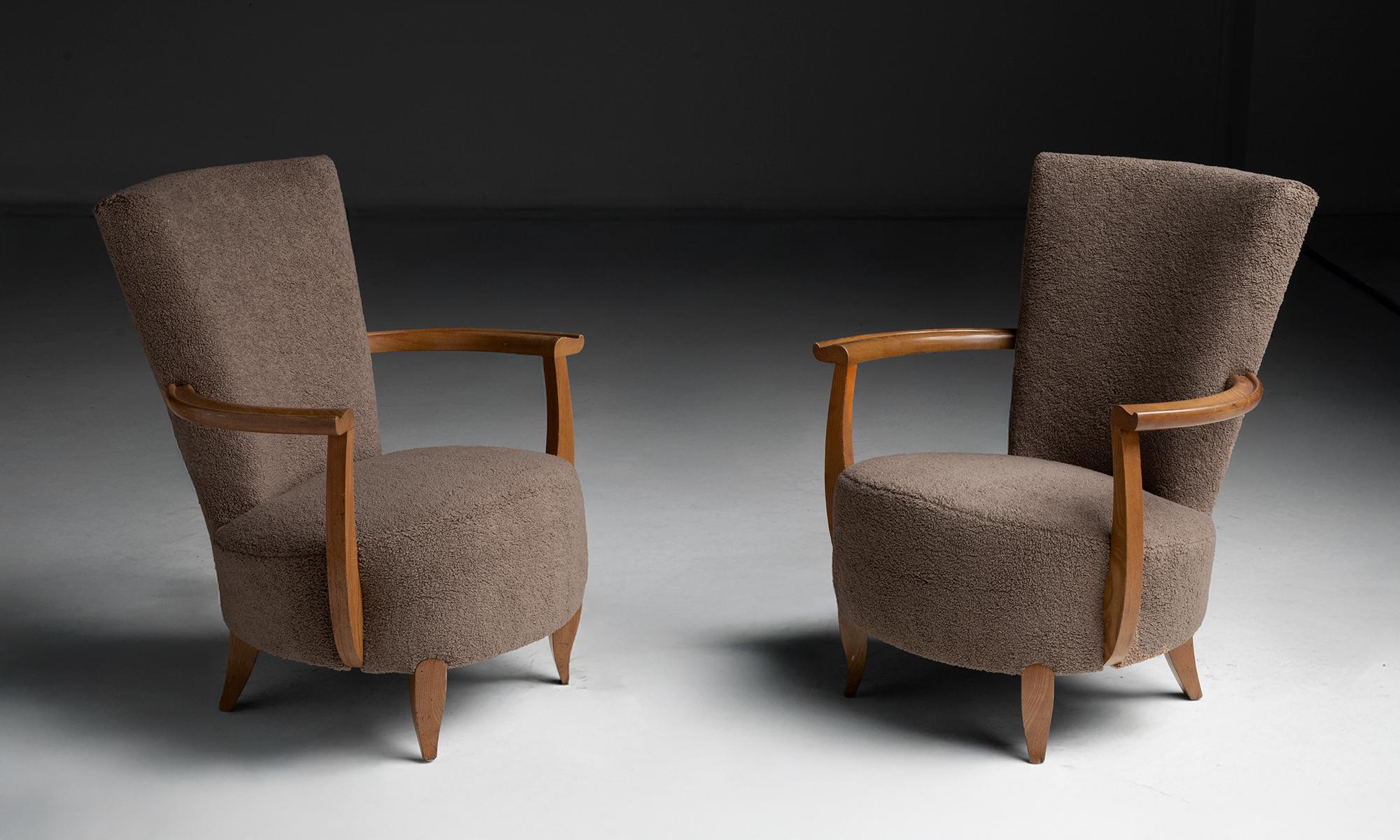 Paire de fauteuils, France circa 1940 en vente 2