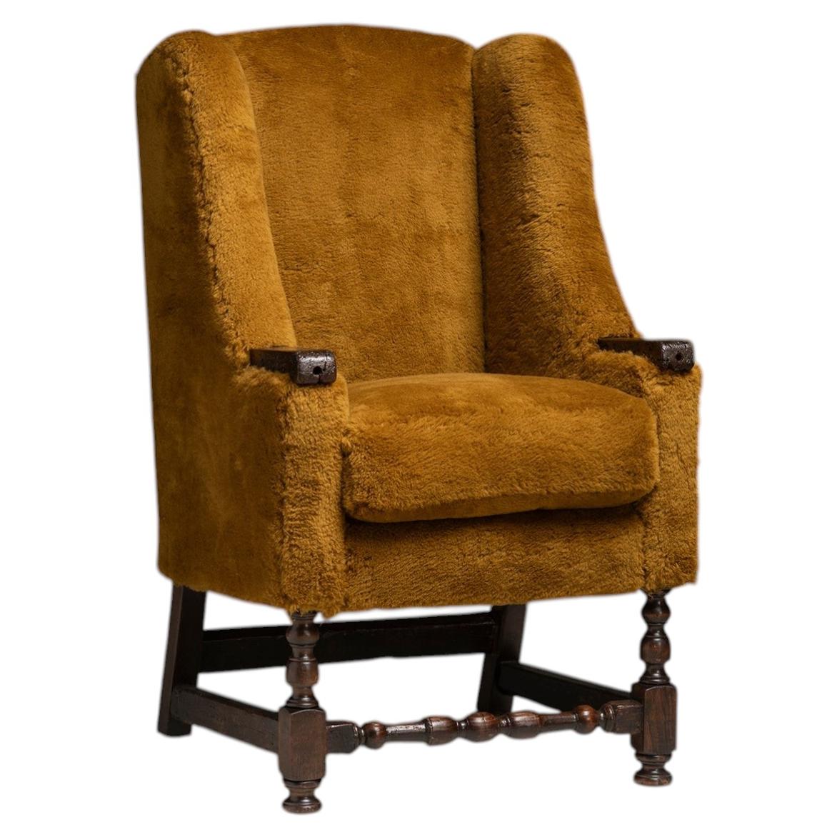 Wool Fleece Wingback, England 1910 For Sale