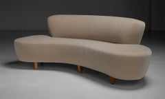Vladimir Kagan Cloud Sofa, America 1990