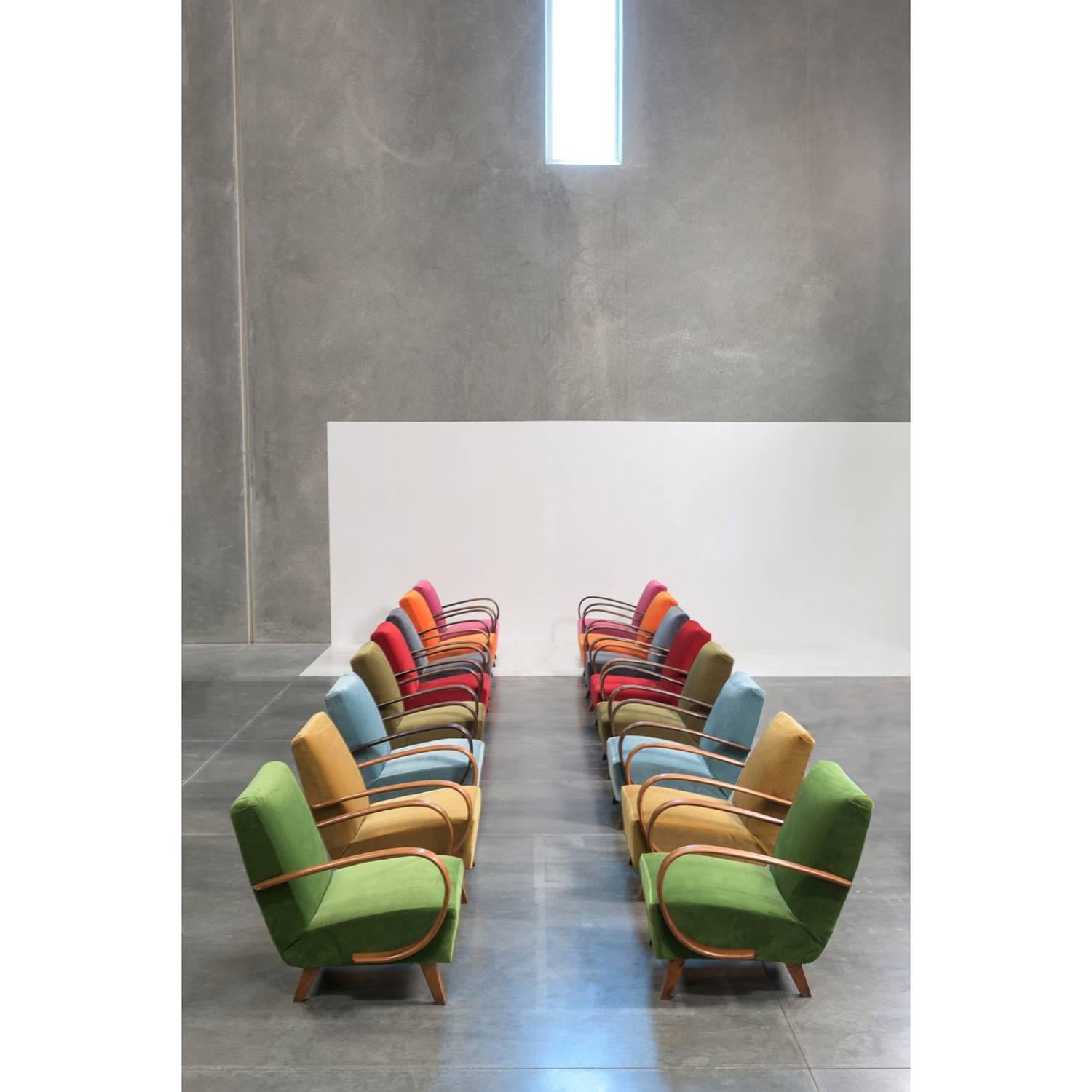Jindrich Halabala Velvet and Bentwood Armchairs, circa 1930 1