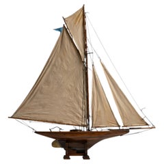 Pond Yacht
