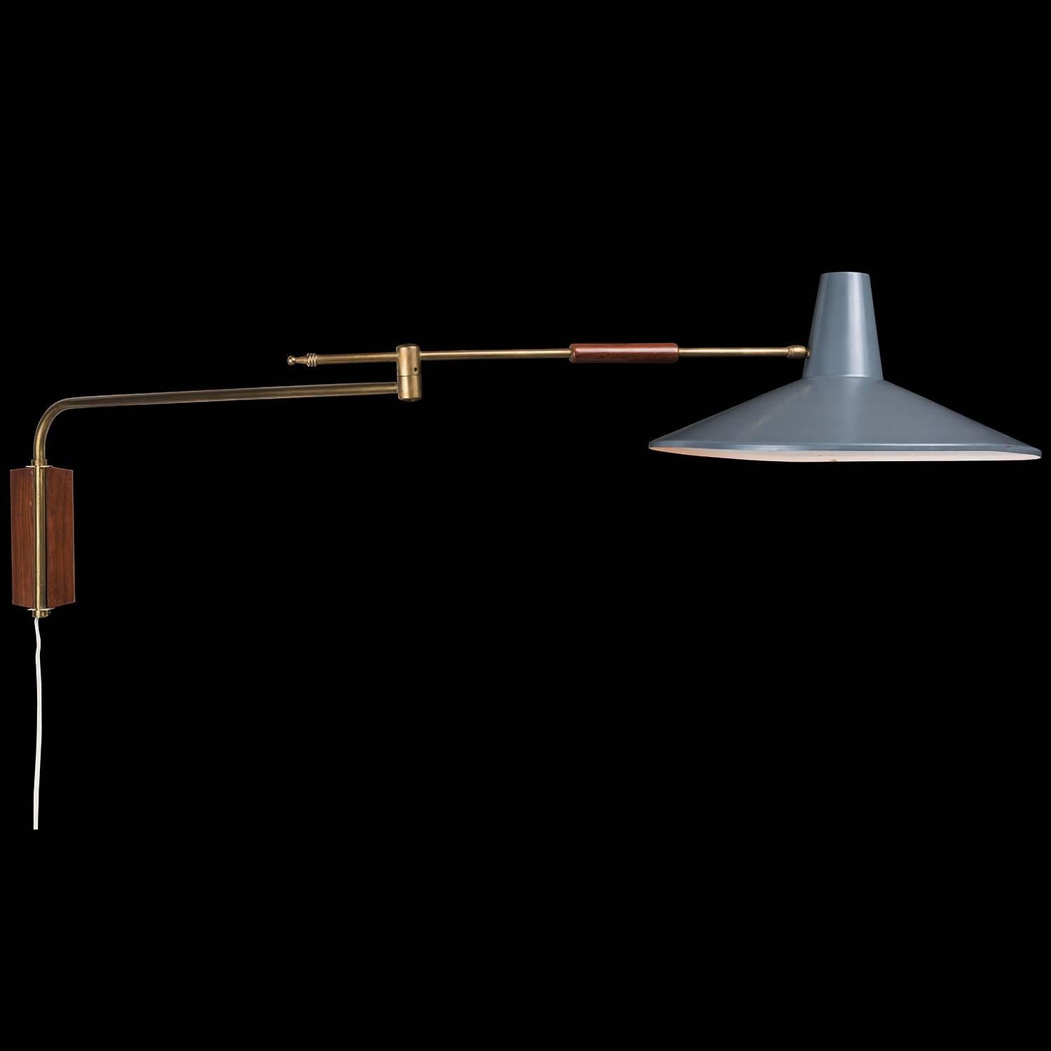 Mid-Century Modern Brass and painted Metal Swing Arm Lamp, circa 1960