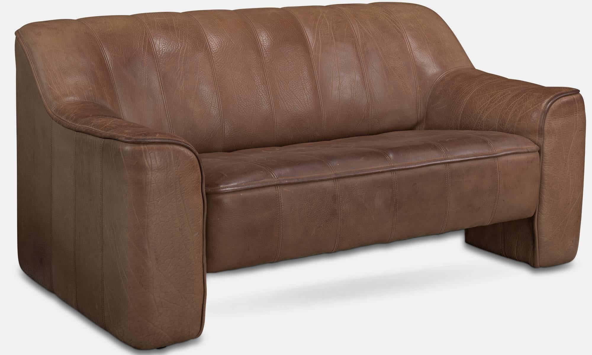 De Sede Leather Loveseat, circa 1970

Model DS-44 two-seat sofa with original buffalo leather and solid wood frame.
