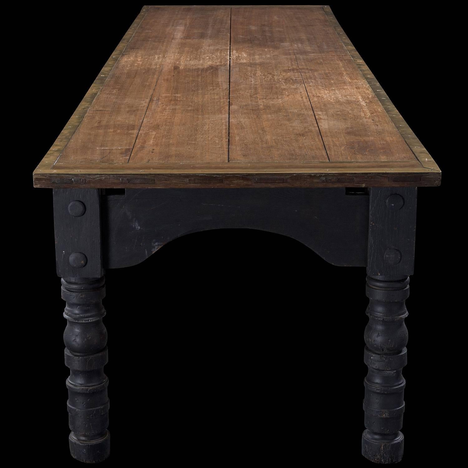 Oak and Turned Leg Dining Table, circa 1870 In Good Condition In Culver City, CA