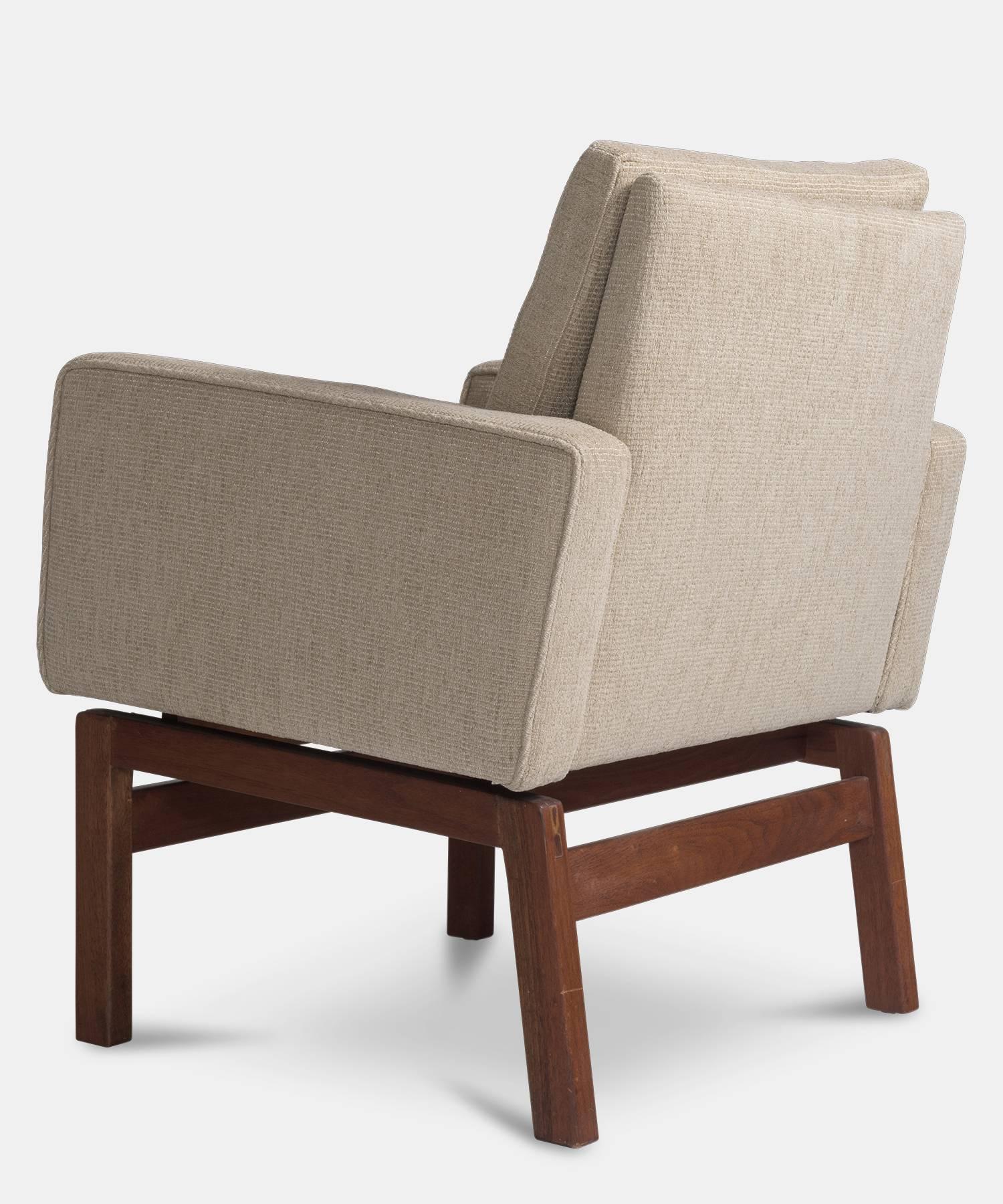Late 20th Century Jens Risom Modern Lounge Chairs, circa 1975