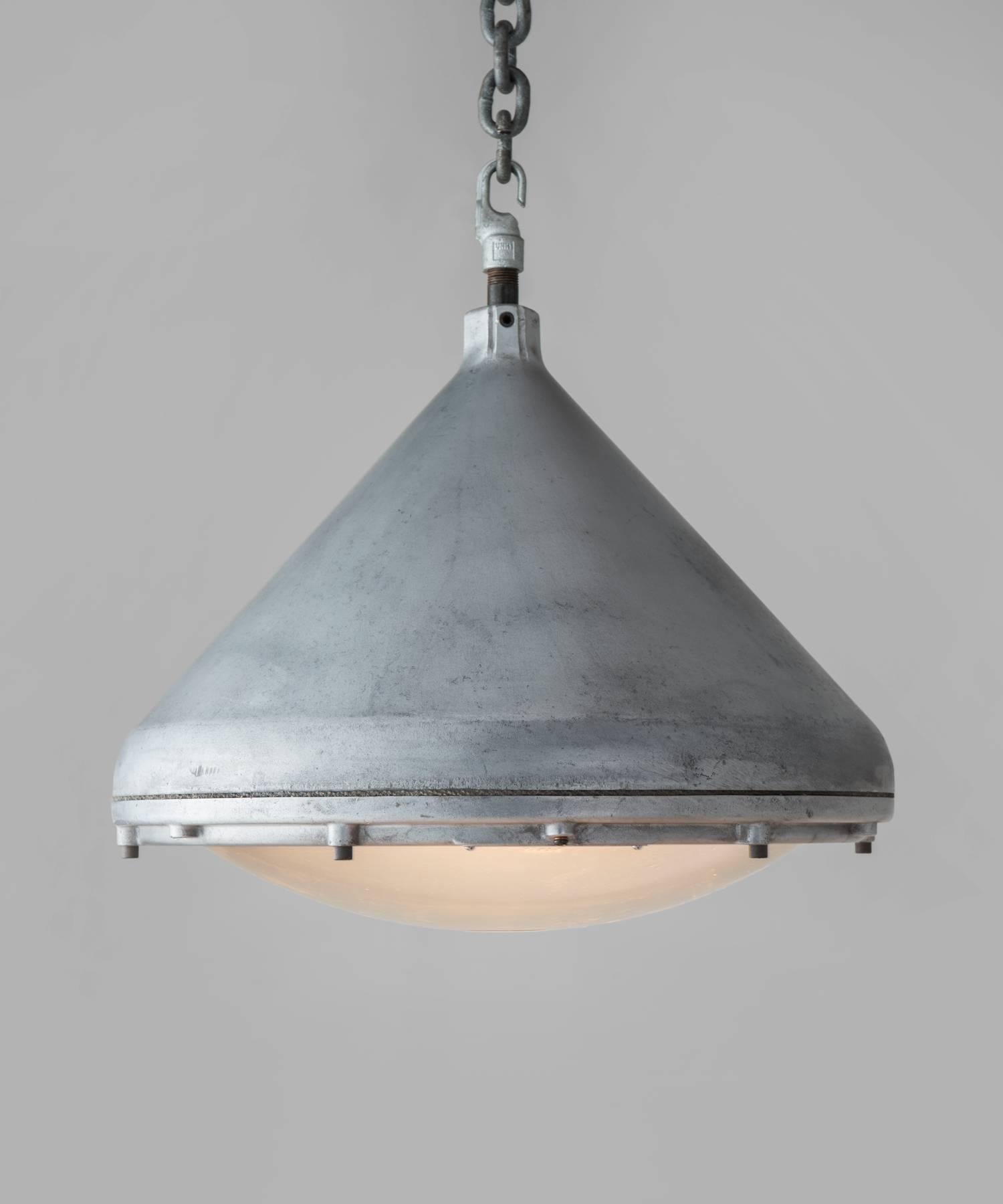 Crouse-Hinds Aluminium Pendant, America, circa 1950

Generous, industrial form with luminous pyrex lens hinged to aluminum fitter. Includes manufacturer's seal.

17.5