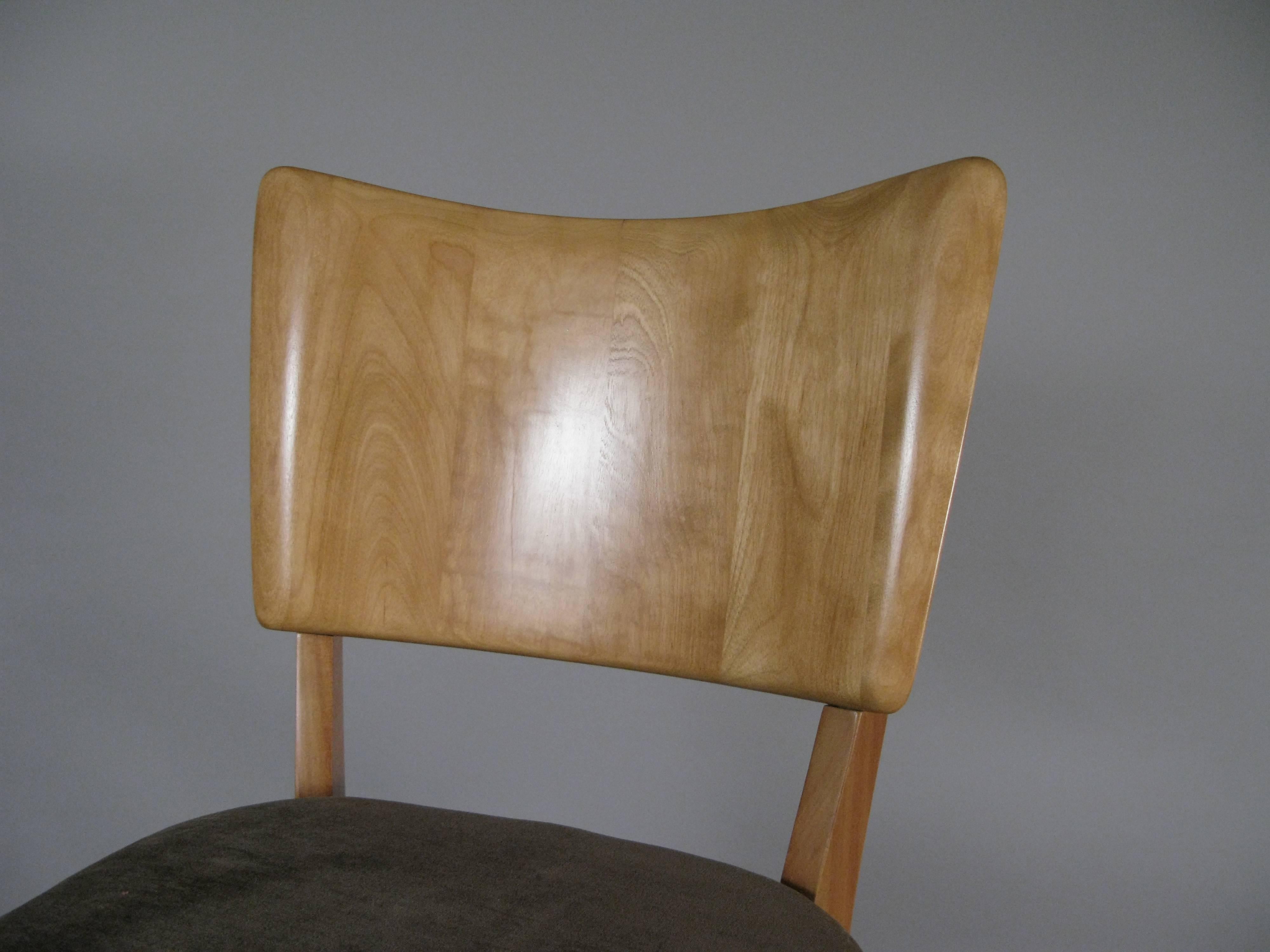 Mid-Century Modern Vintage 1950s Birch Kneehole Desk & Chair by Heywood Wakefield