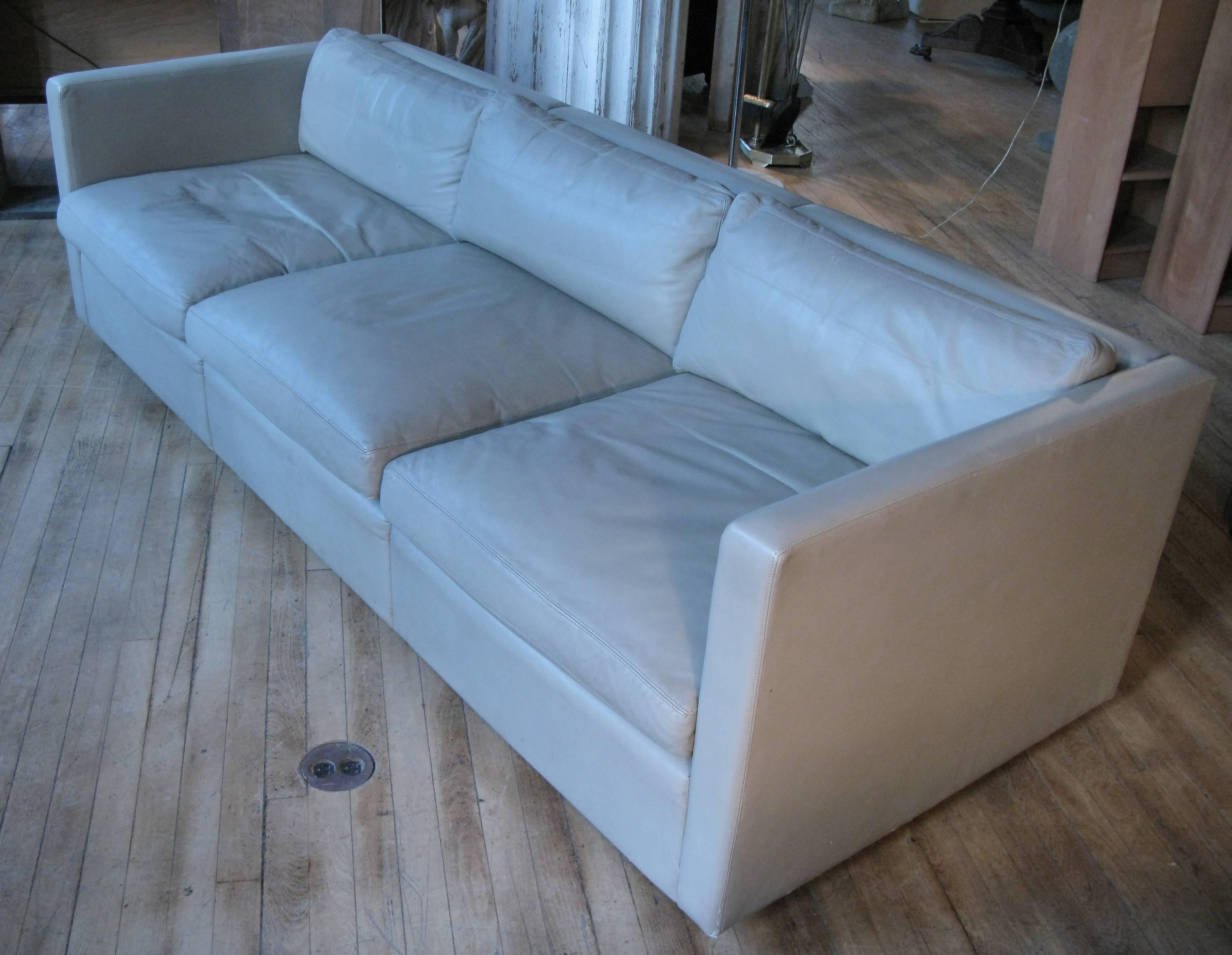 Mid-Century Modern Vintage Knoll Leather Sofa
