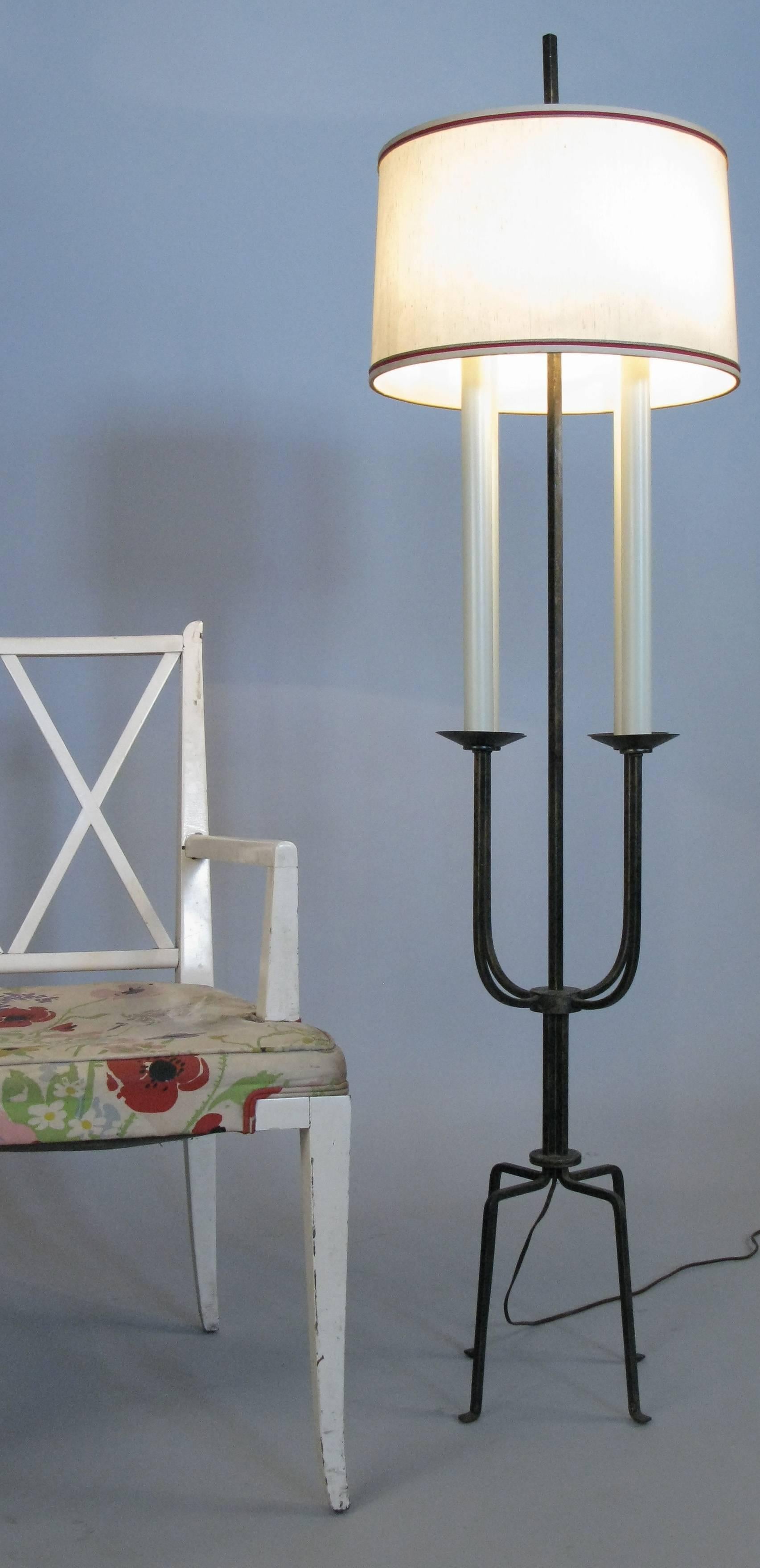 1940's Modern Floor Lamp by Tommi Parzinger In Good Condition In Hudson, NY