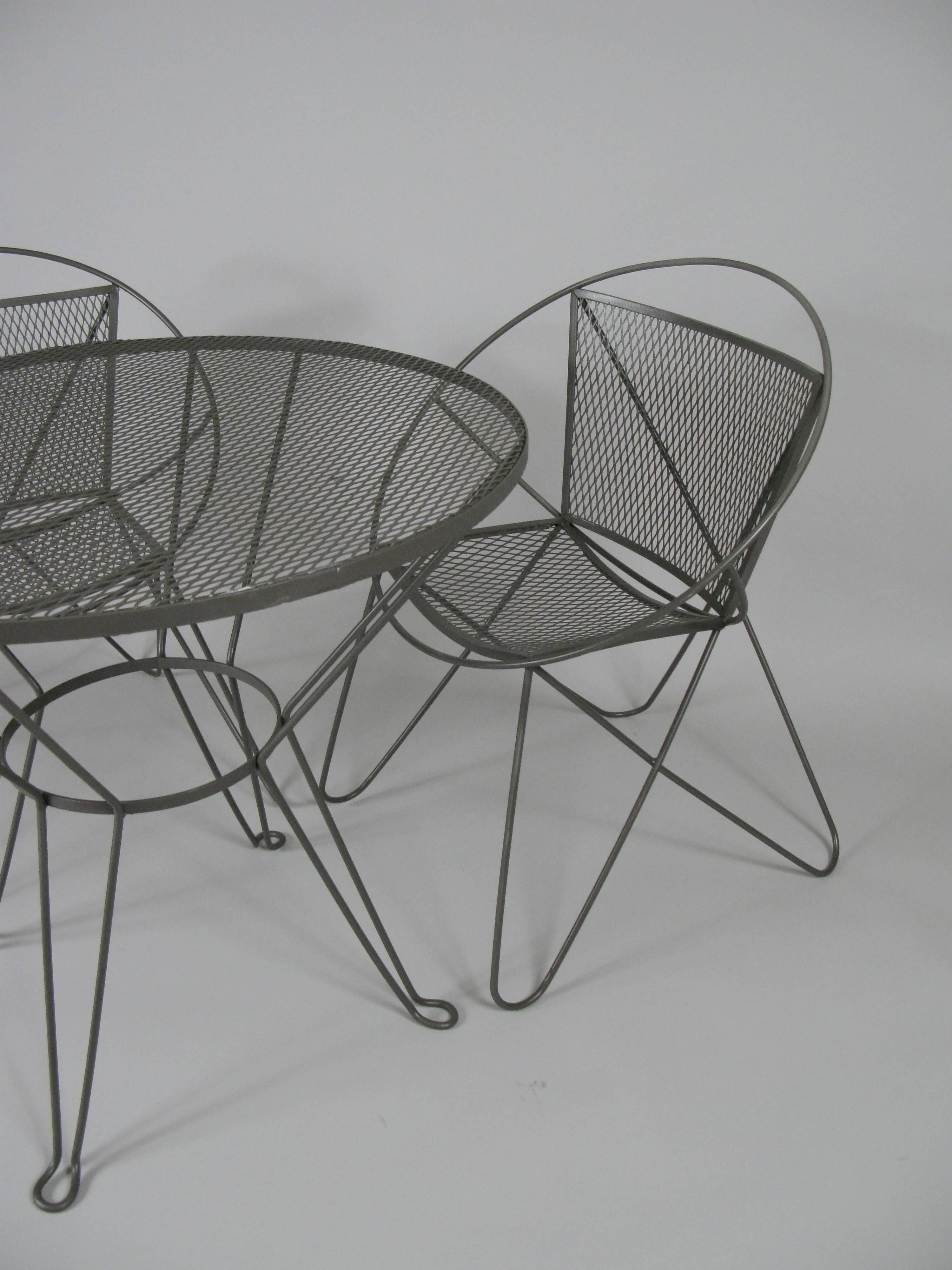 Mid-20th Century Vintage 1960s Wrought Iron Garden Table and Chairs by Woodard
