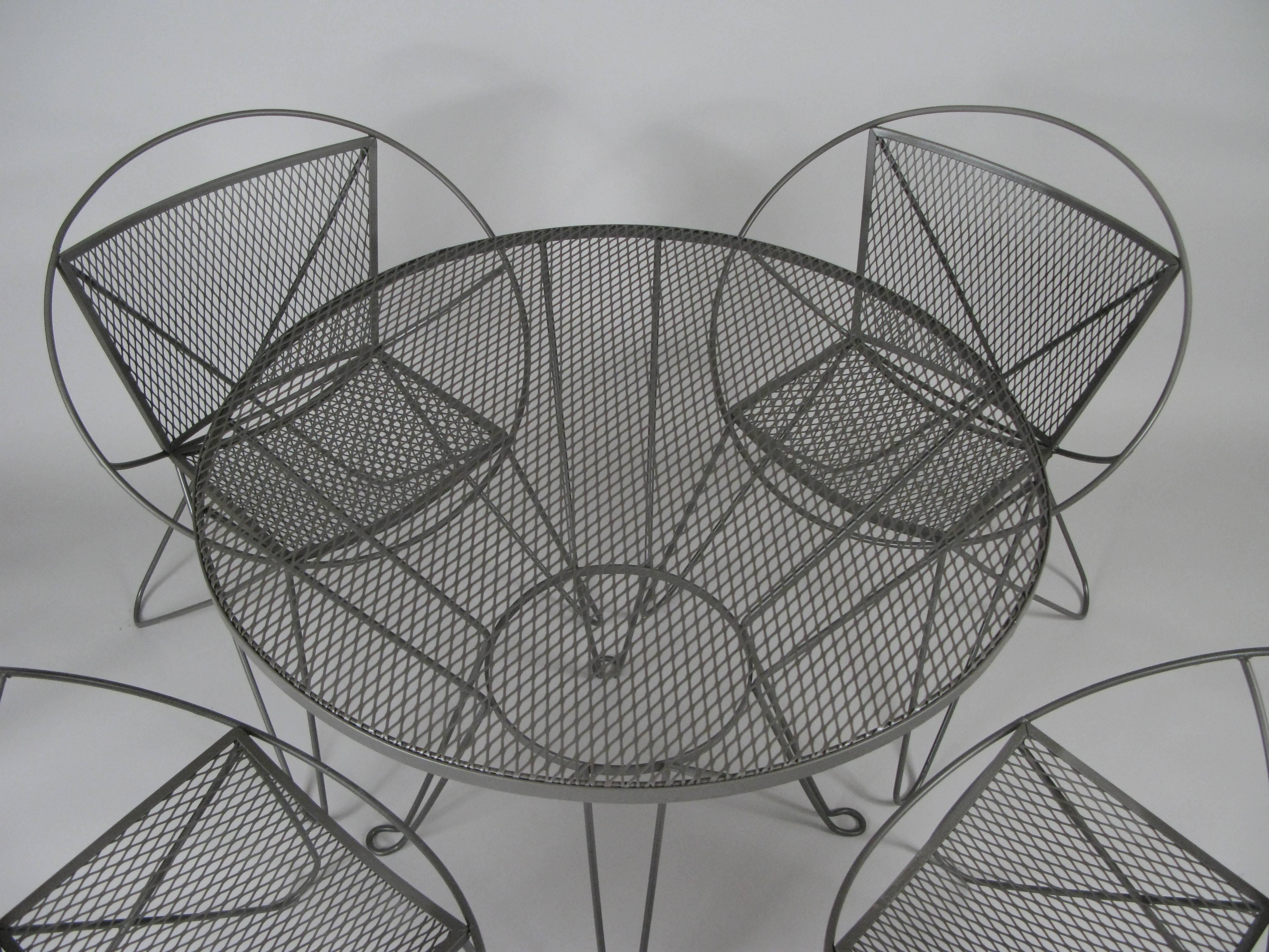 Vintage 1960s Wrought Iron Garden Table and Chairs by Woodard 1