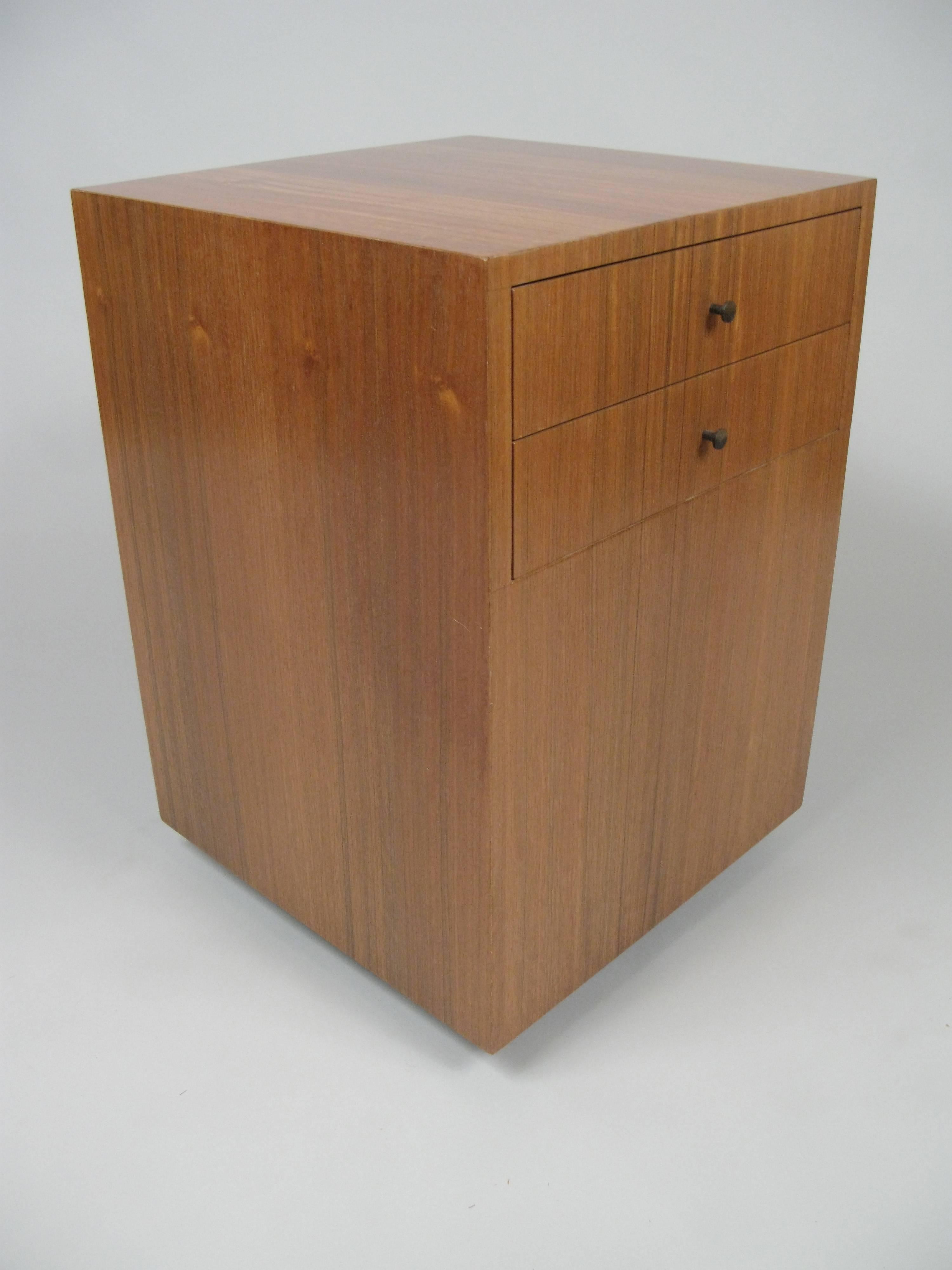 Vintage Modern Revolving Storage Cabinet by Paul McCobb for Directional In Excellent Condition In Hudson, NY