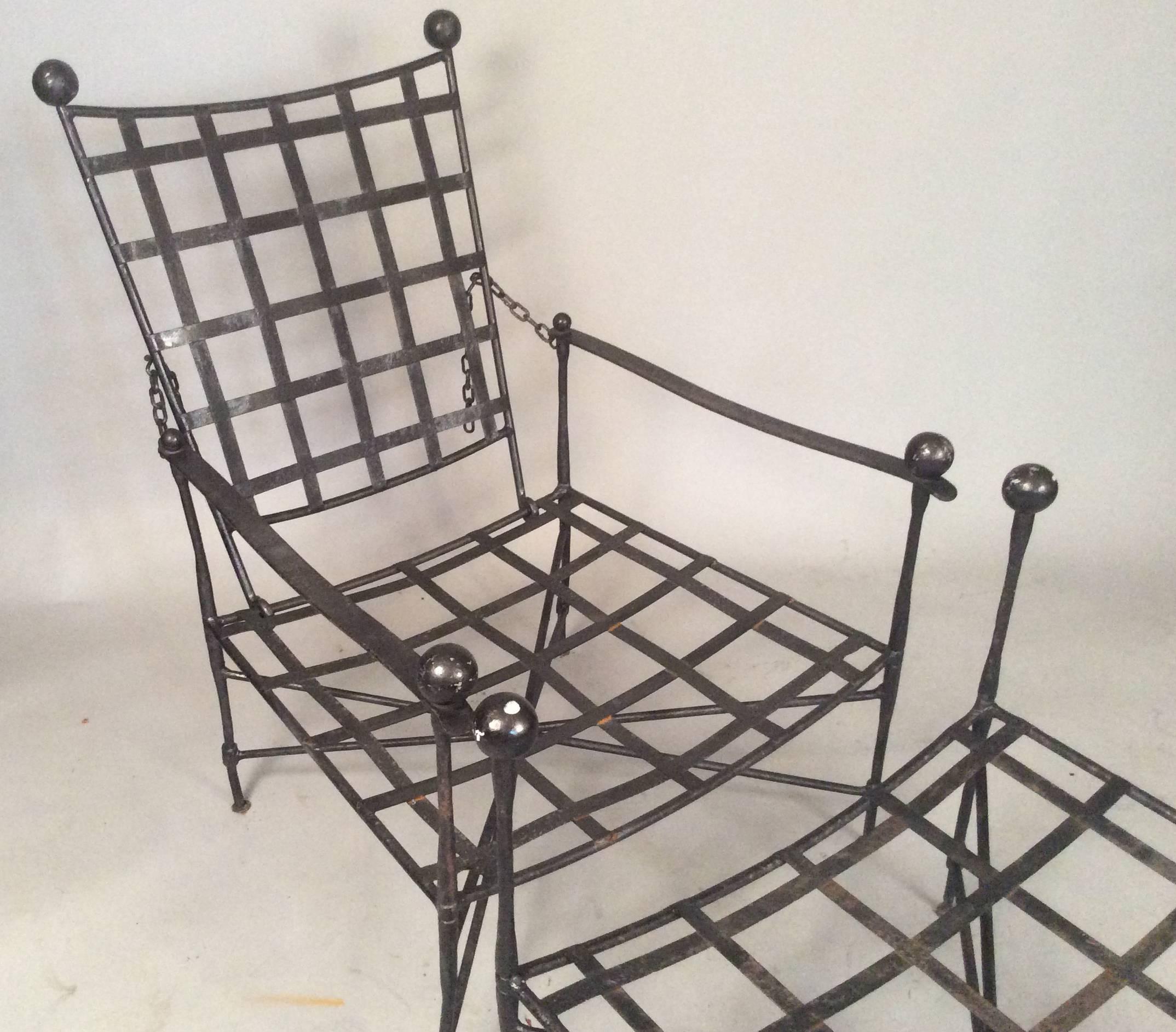 Vintage Iron Reclining Lounge Chair and Ottoman by Papperzini for Salterini In Excellent Condition In Hudson, NY