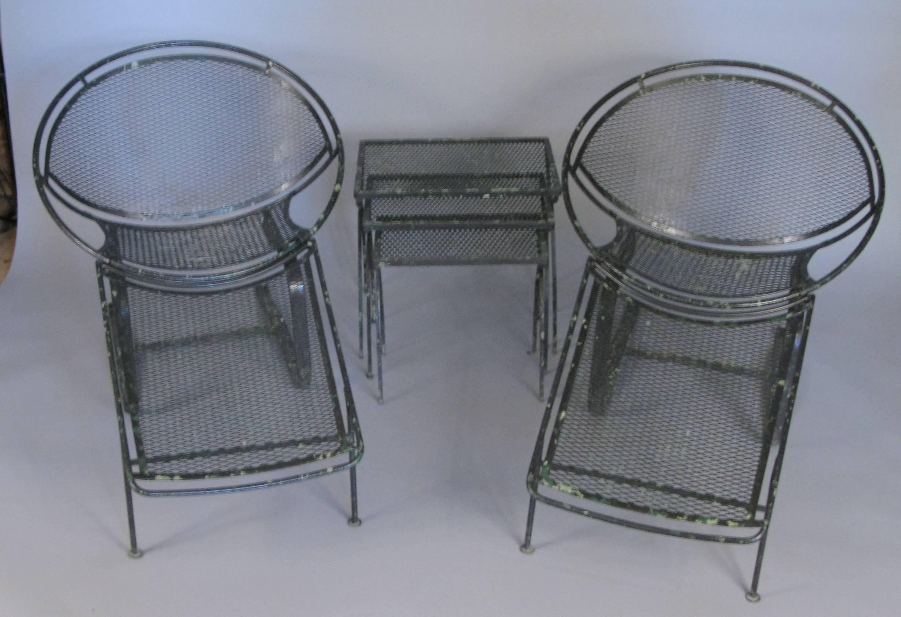 Set of Vintage 1950s Wrought Iron Nesting Tables by Salterini In Good Condition In Hudson, NY