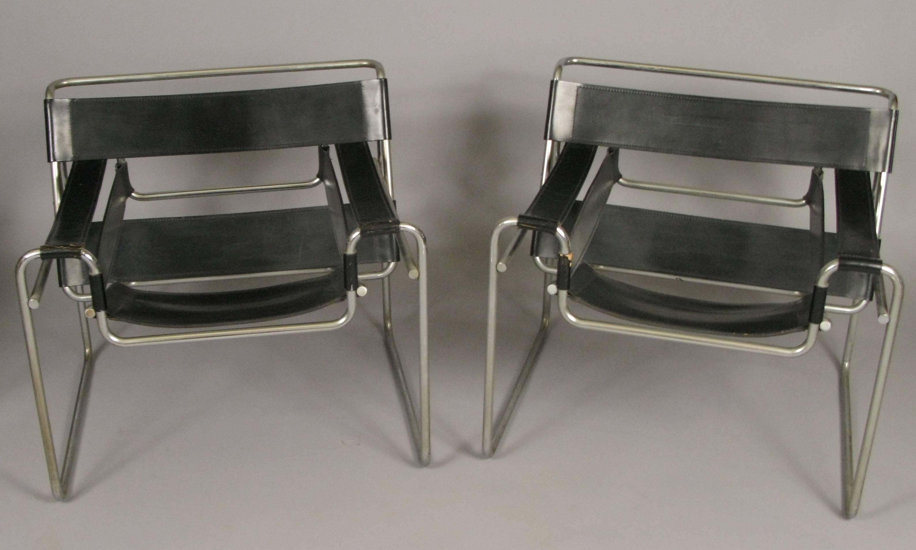 Pair of Vintage Knoll Leather Wassily Lounge Chairs In Excellent Condition In Hudson, NY