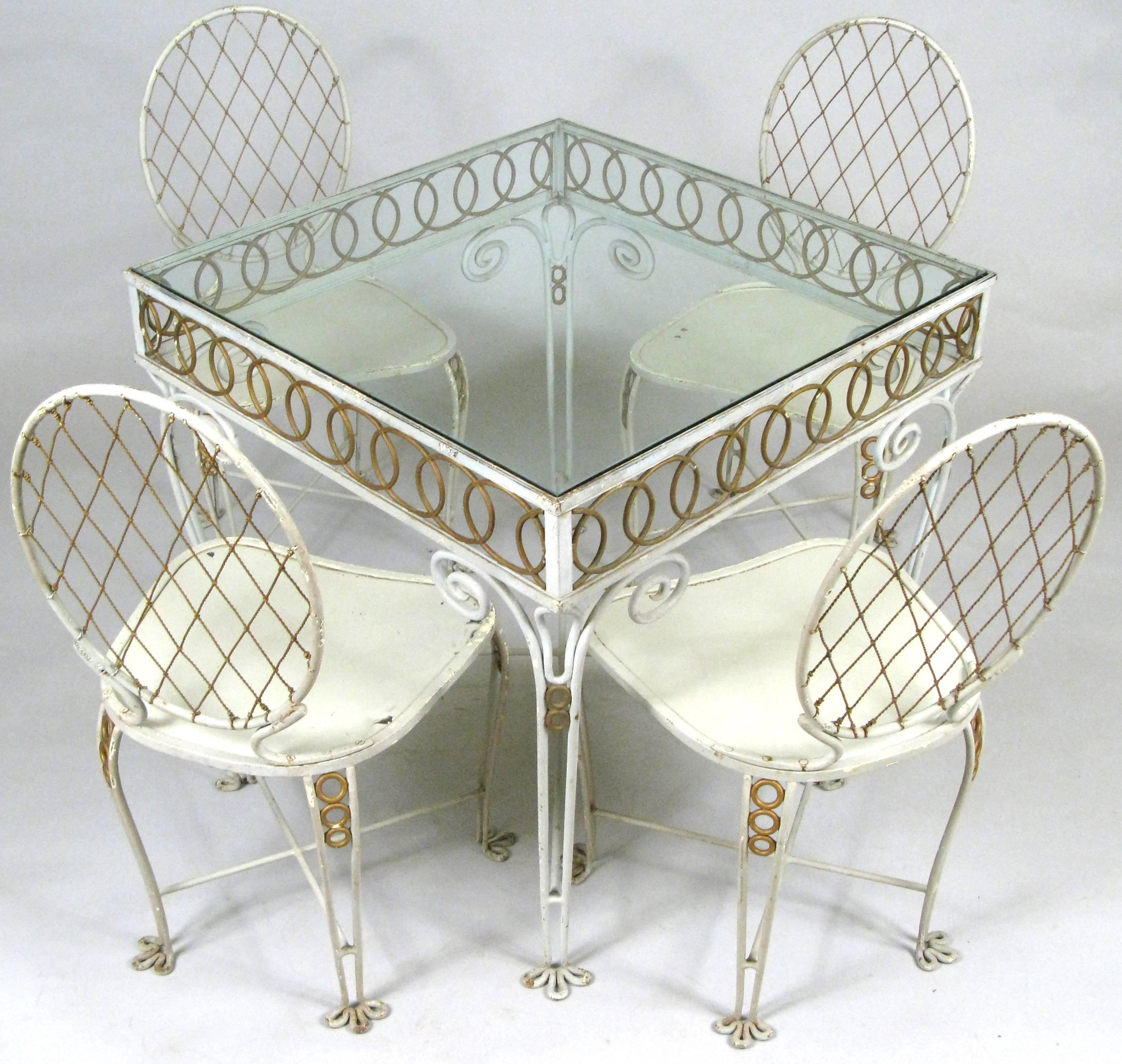 Charming 1940s Gilded Lattice Dining Set In Good Condition In Hudson, NY