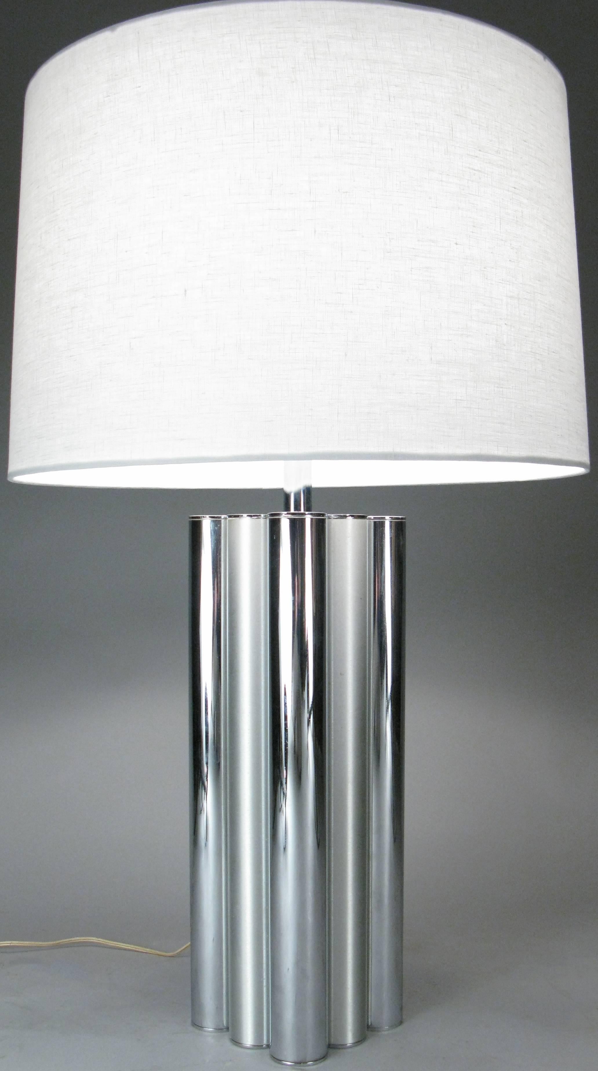 American Pair of 1970s Chrome and Brushed Steel Tubular Lamps by Mutual Sunset