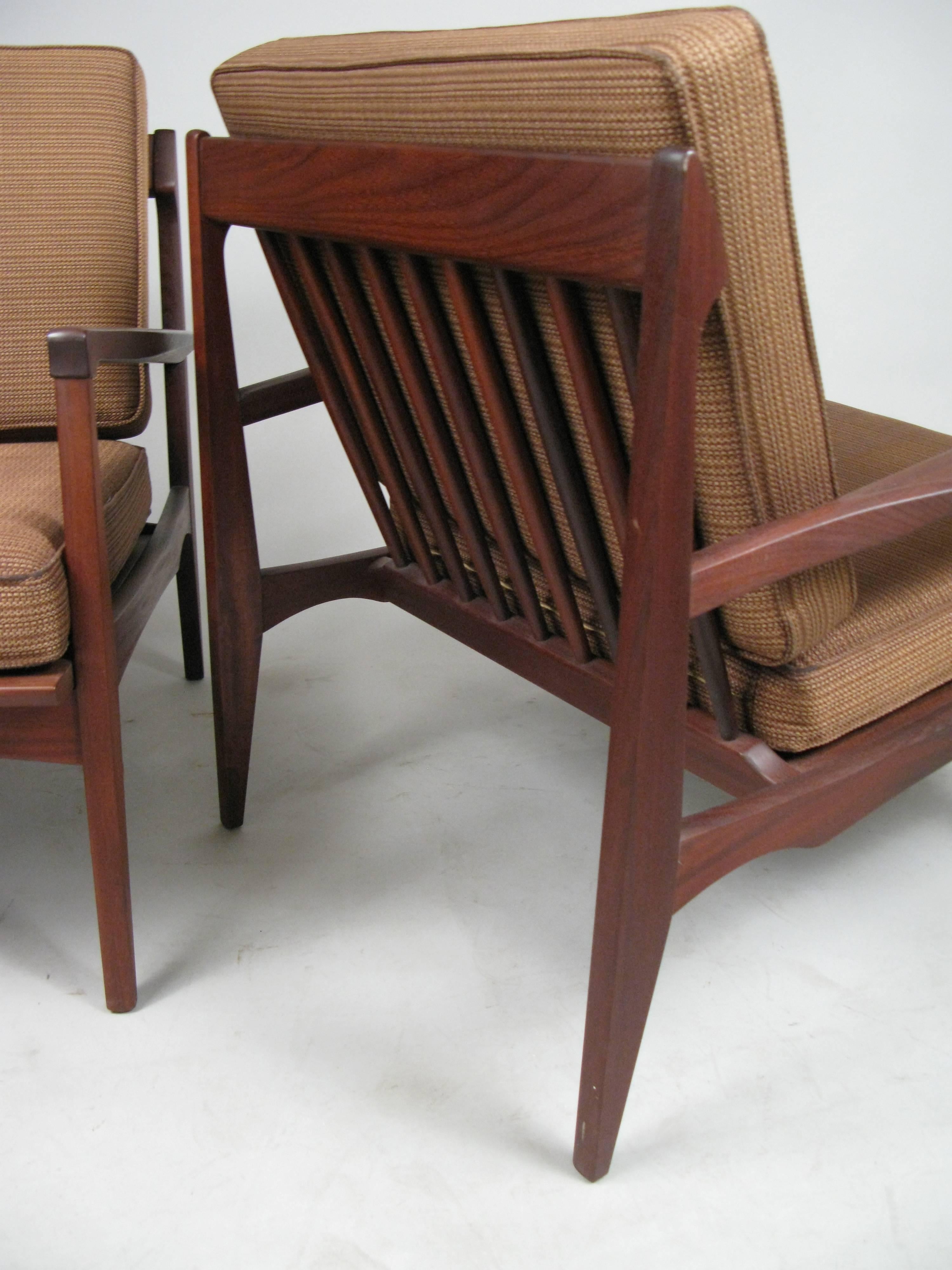 Scandinavian Modern Pair of Scandinavian 1950s Teak Lounge Chairs