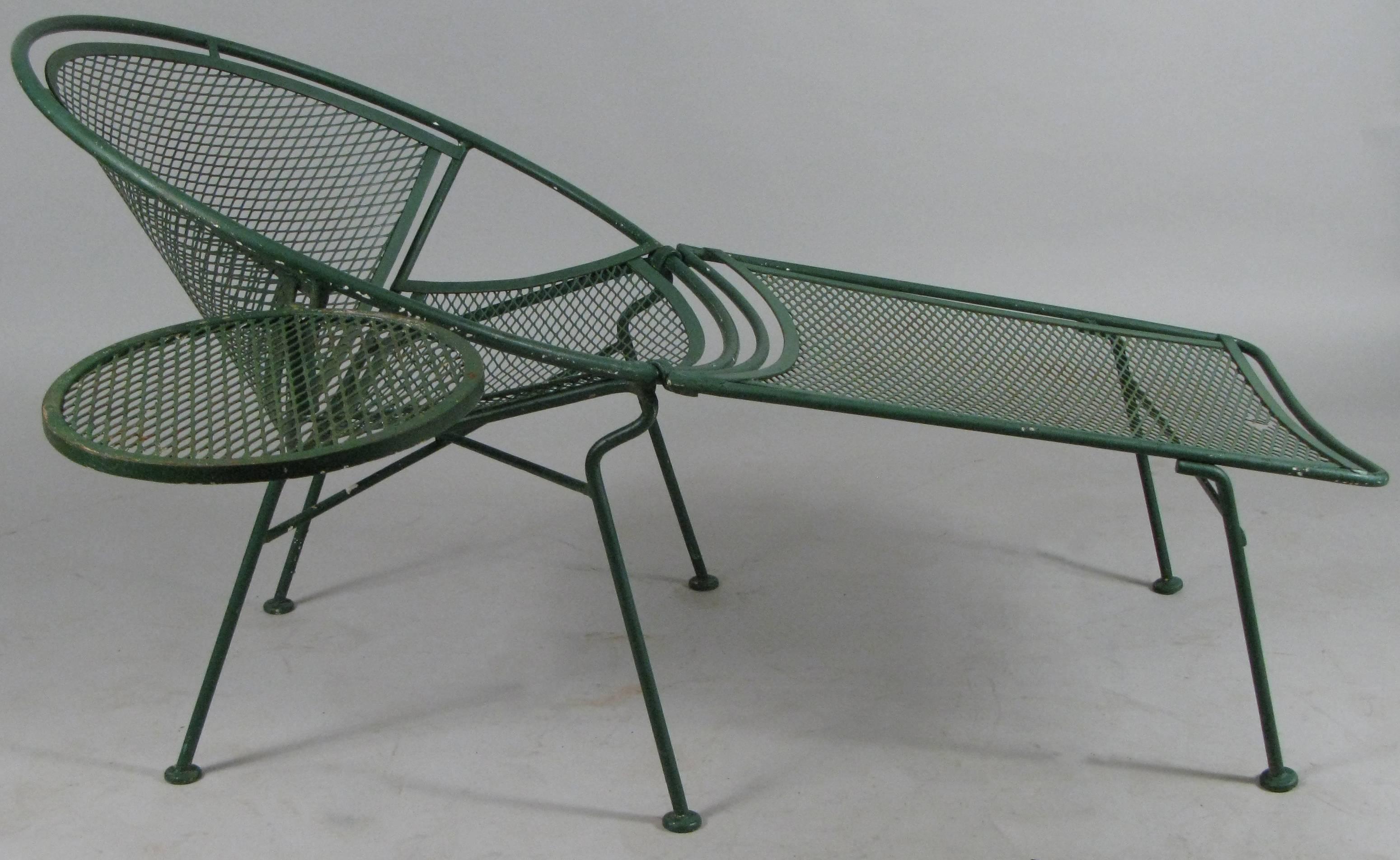 Pair of 1950s Radar Lounge Chairs by Salterini 1