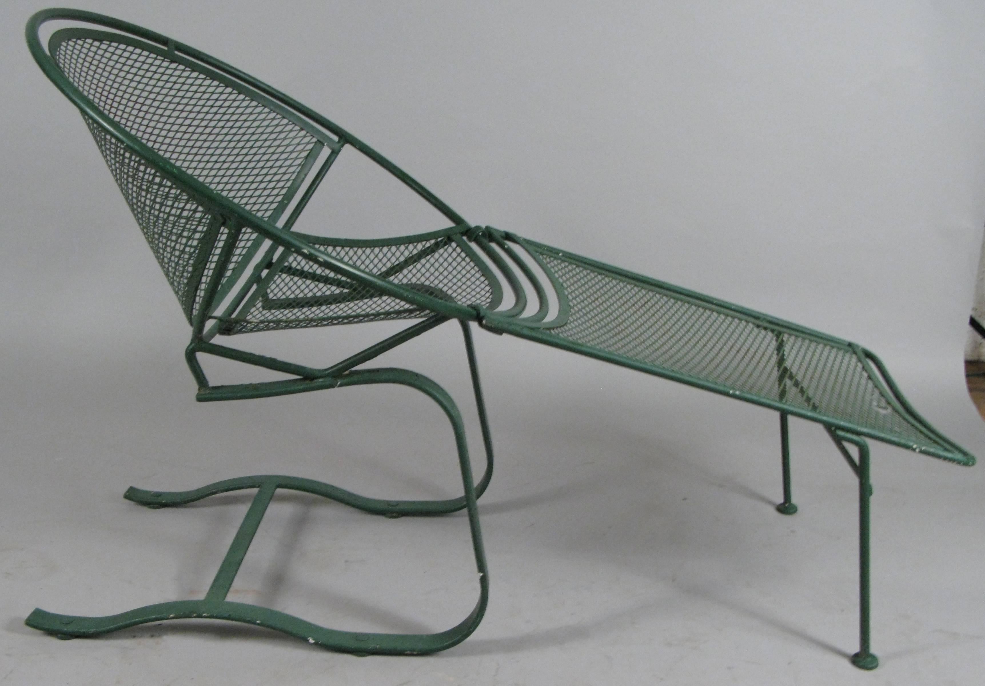 Pair of 1950s Radar Lounge Chairs by Salterini 2