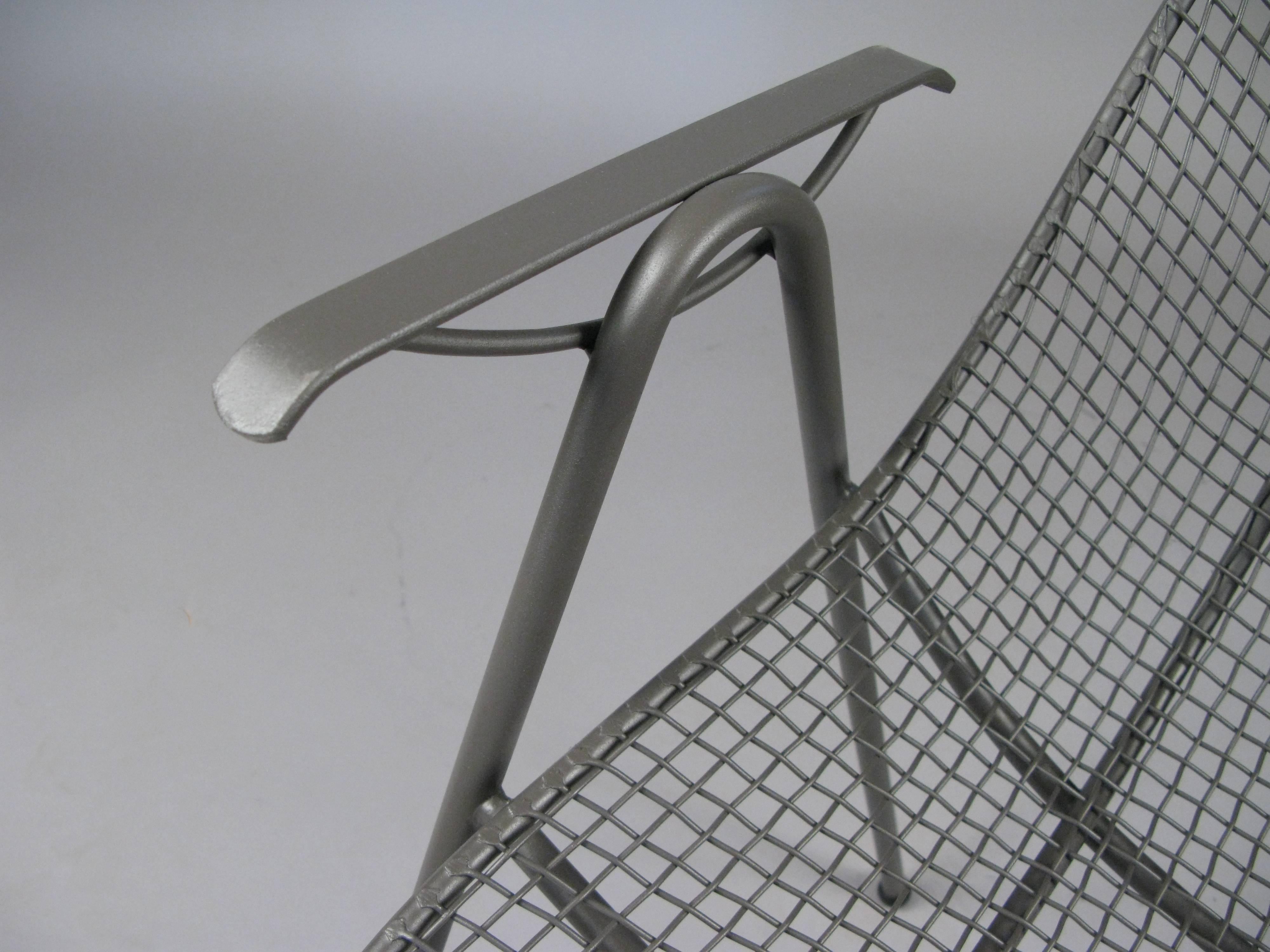 Set of Eight 1950s Woodard Sculptura Dining Chairs 1