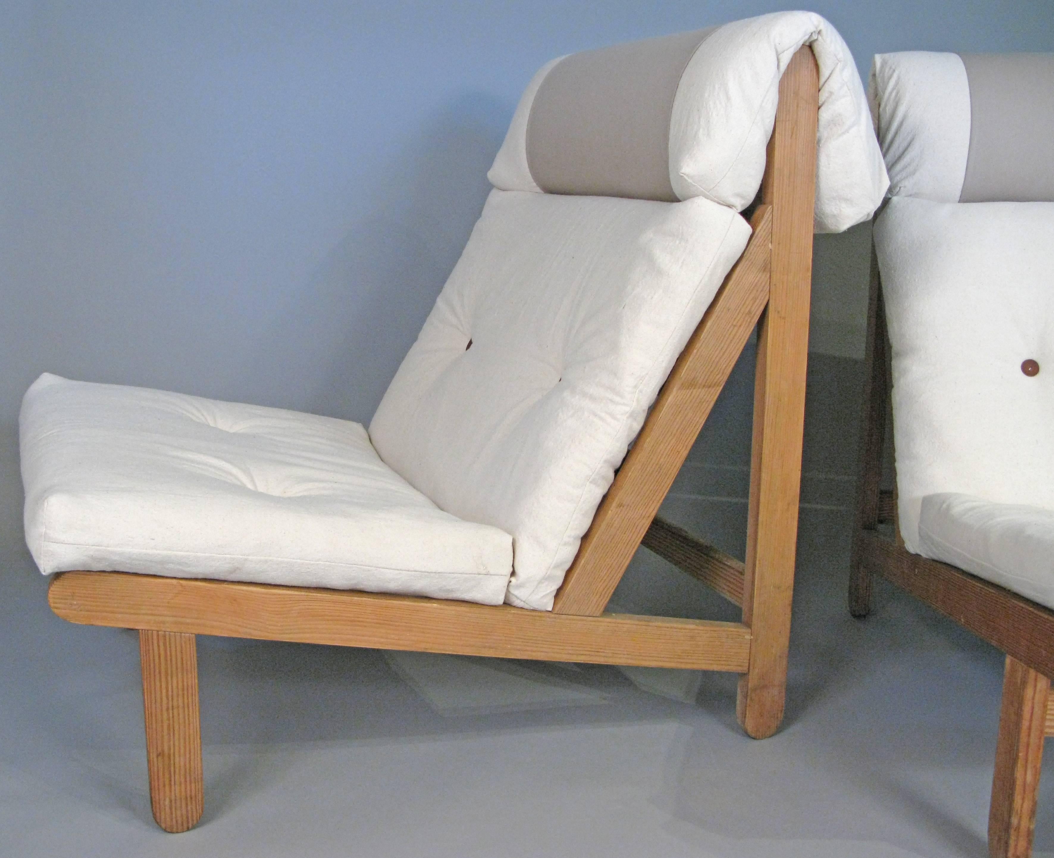 Pair of Danish 'a Frame' Lounge Chairs by Bernt Petersen In Good Condition In Hudson, NY