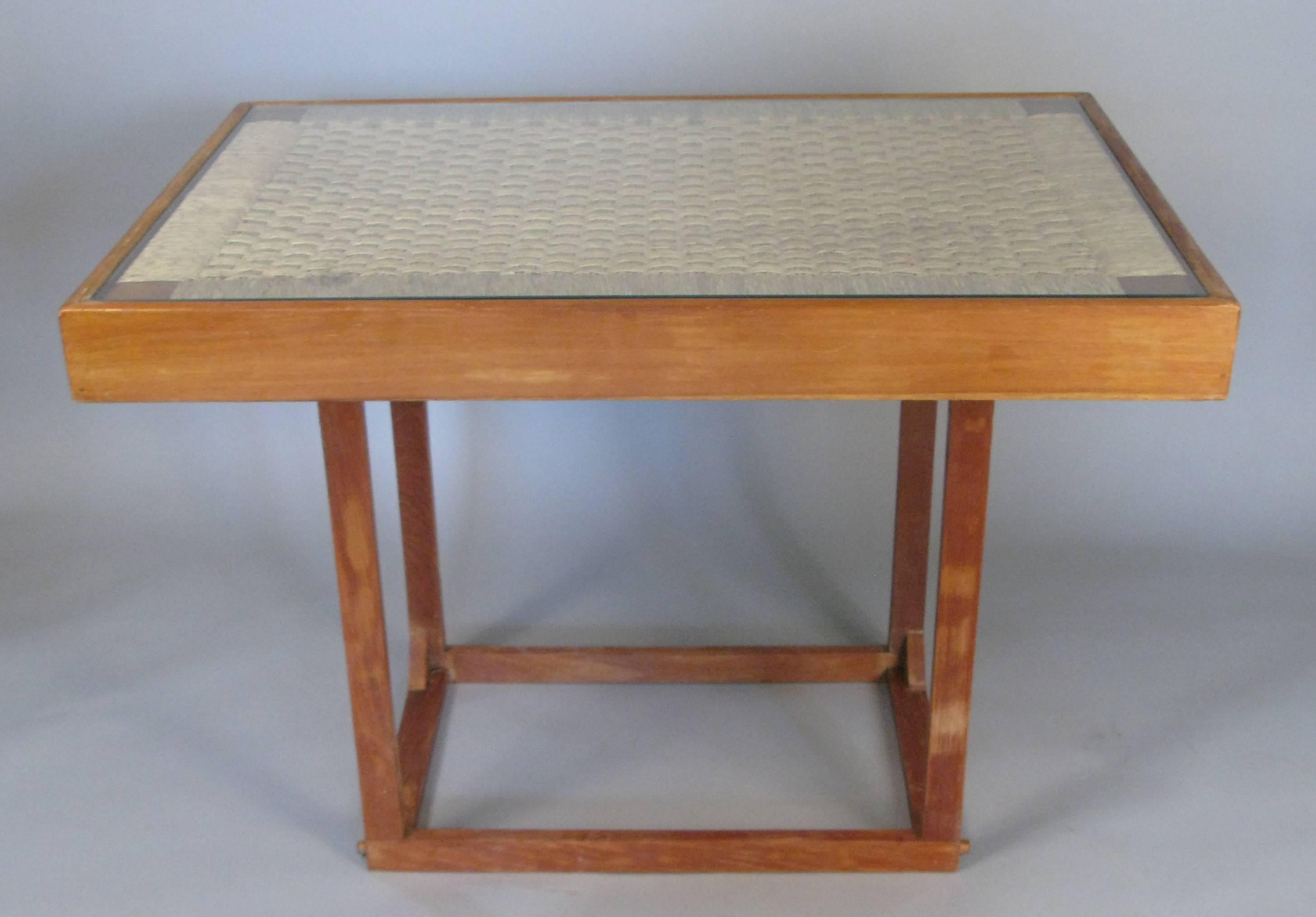 American Oak 1950s Woven Top Convertible Cocktail or Console Table