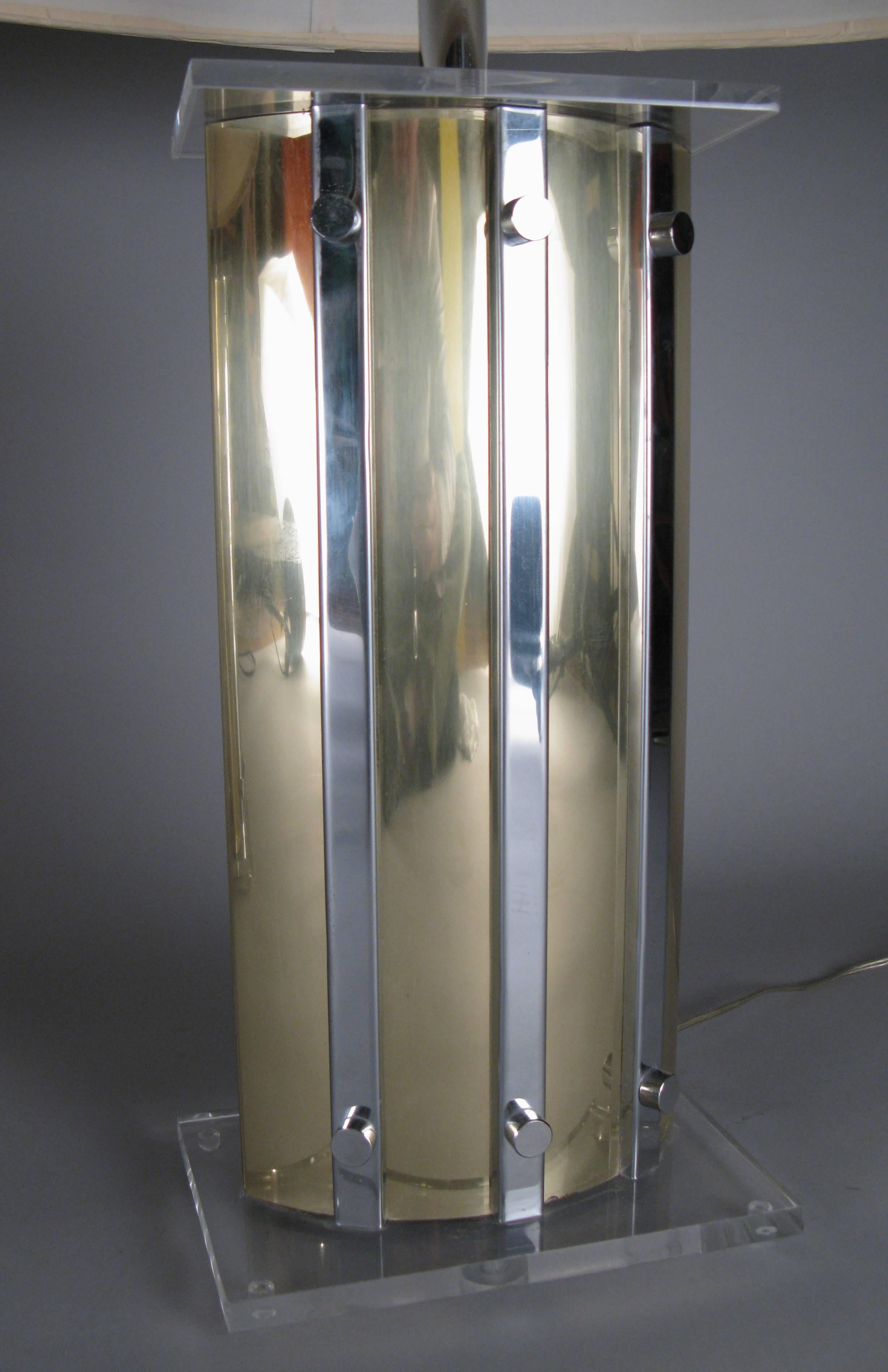 Late 20th Century Vintage Pair of 1970s Brass, Chrome and Lucite Table Lamps