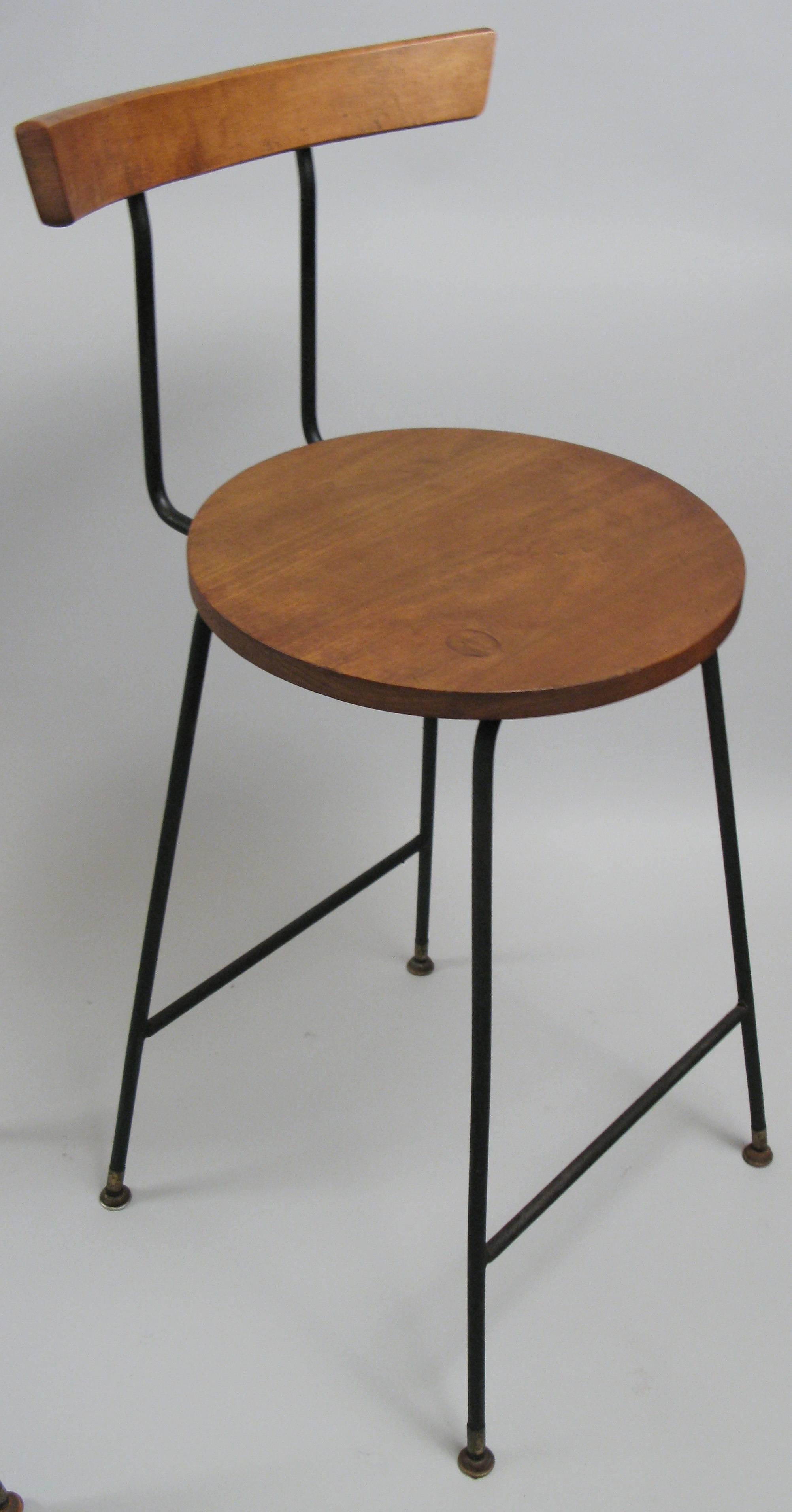 Mid-20th Century Set of Four Vintage Walnut Barstools by Clifford Pascoe