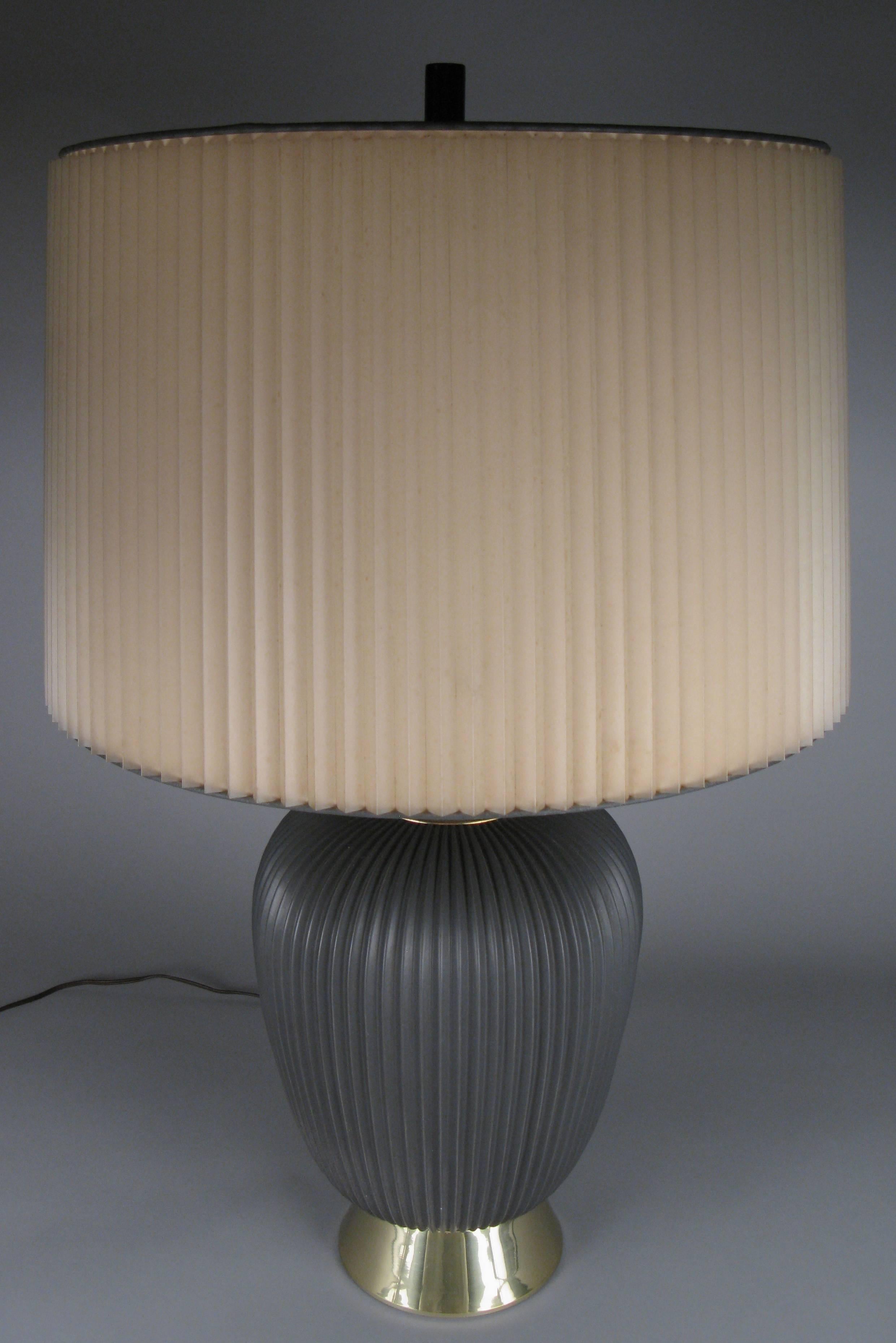 Mid-20th Century Mid-Century Modern 1950s Gray Ceramic Lamp by Gerald Thurston for Lightolier For Sale
