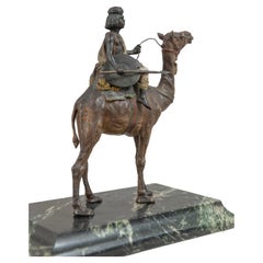 Orientalista pintado en frío Vienna Bronze Boy on Camel por Franz Bergmann, ca. 1900