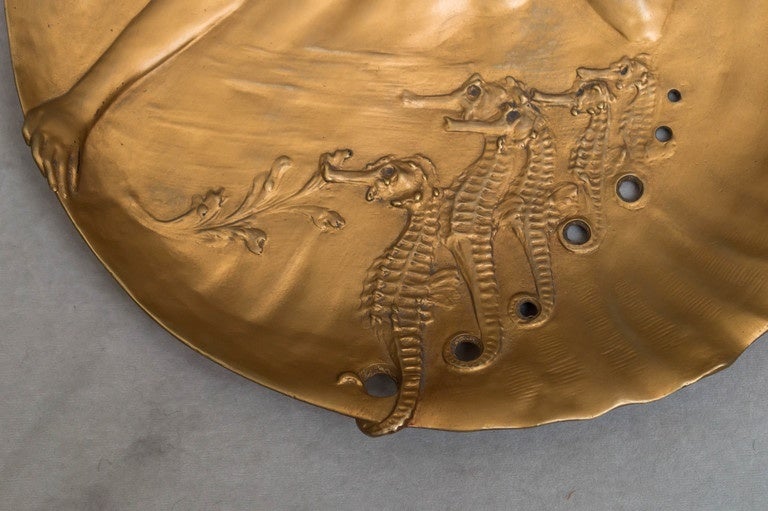 Signed French Art Nouveau Gilt Bronze Vide Poche with Sea Horses In Excellent Condition In Petaluma, CA