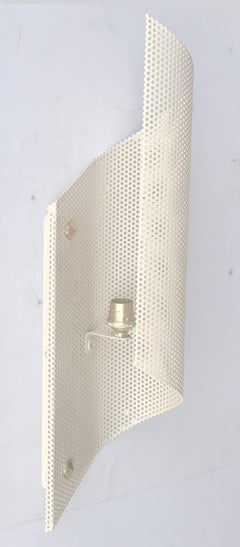 Paar Mathieu Mategot-Wandleuchter, Französisch, Mid-Century Modern
