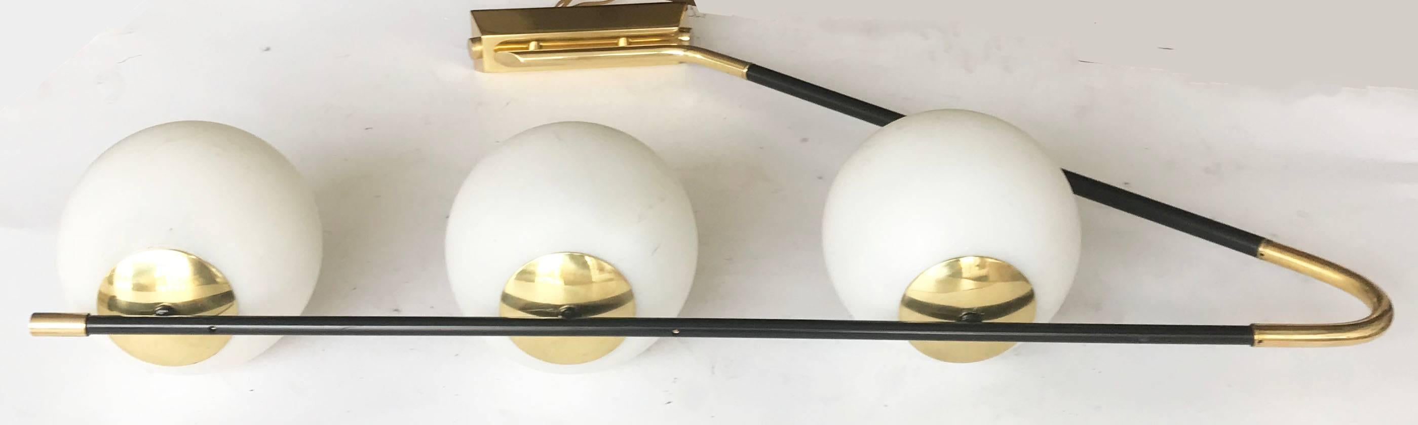 Mid-Century Modern Lunel Three Lights Sconce For Sale