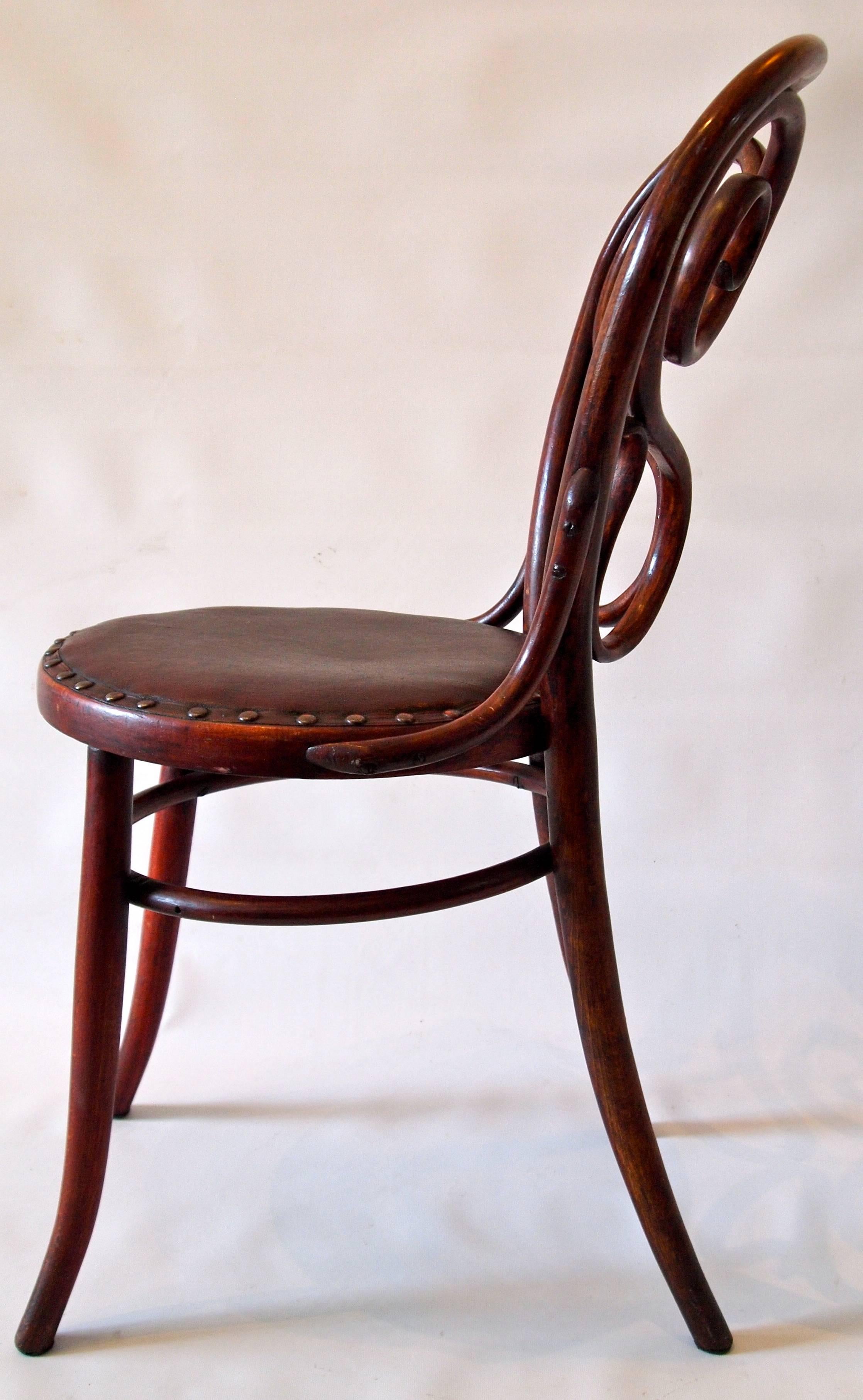 Set of Four Bentwood Thonet Chairs 1