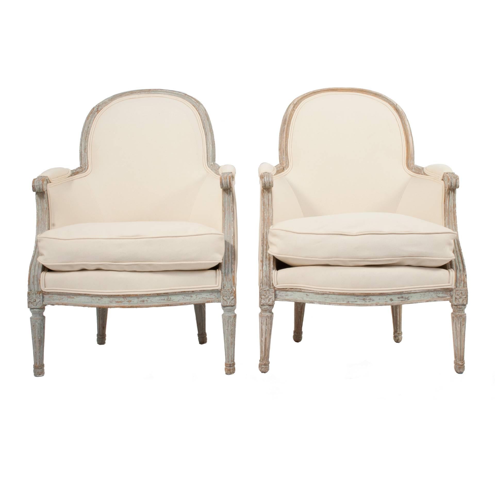 Swedish Pair of Gustavian Bergeres Chairs For Sale