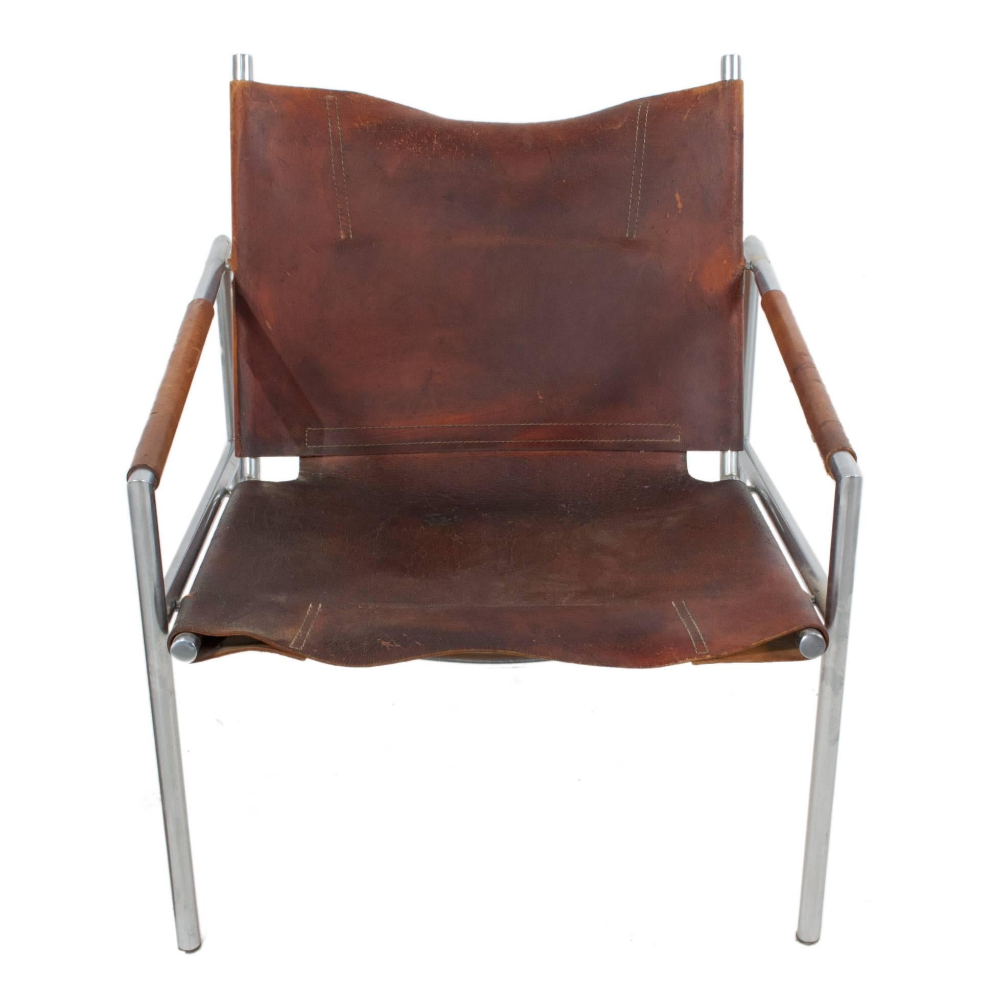 Leather and steel lounge chair by Martin Visser.