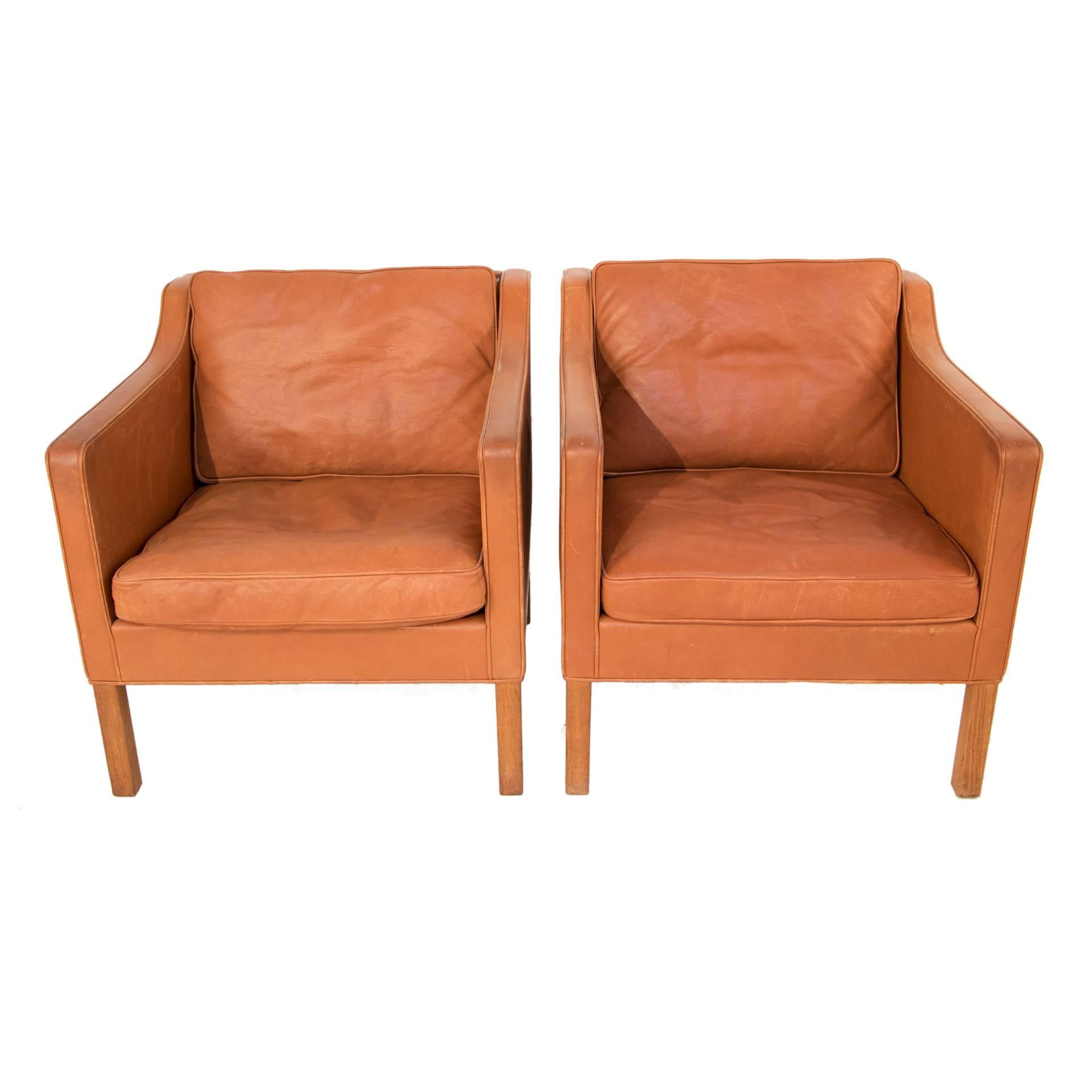 Mid-Century Modern Pair of Leather Club Chairs by Børge Mogensen