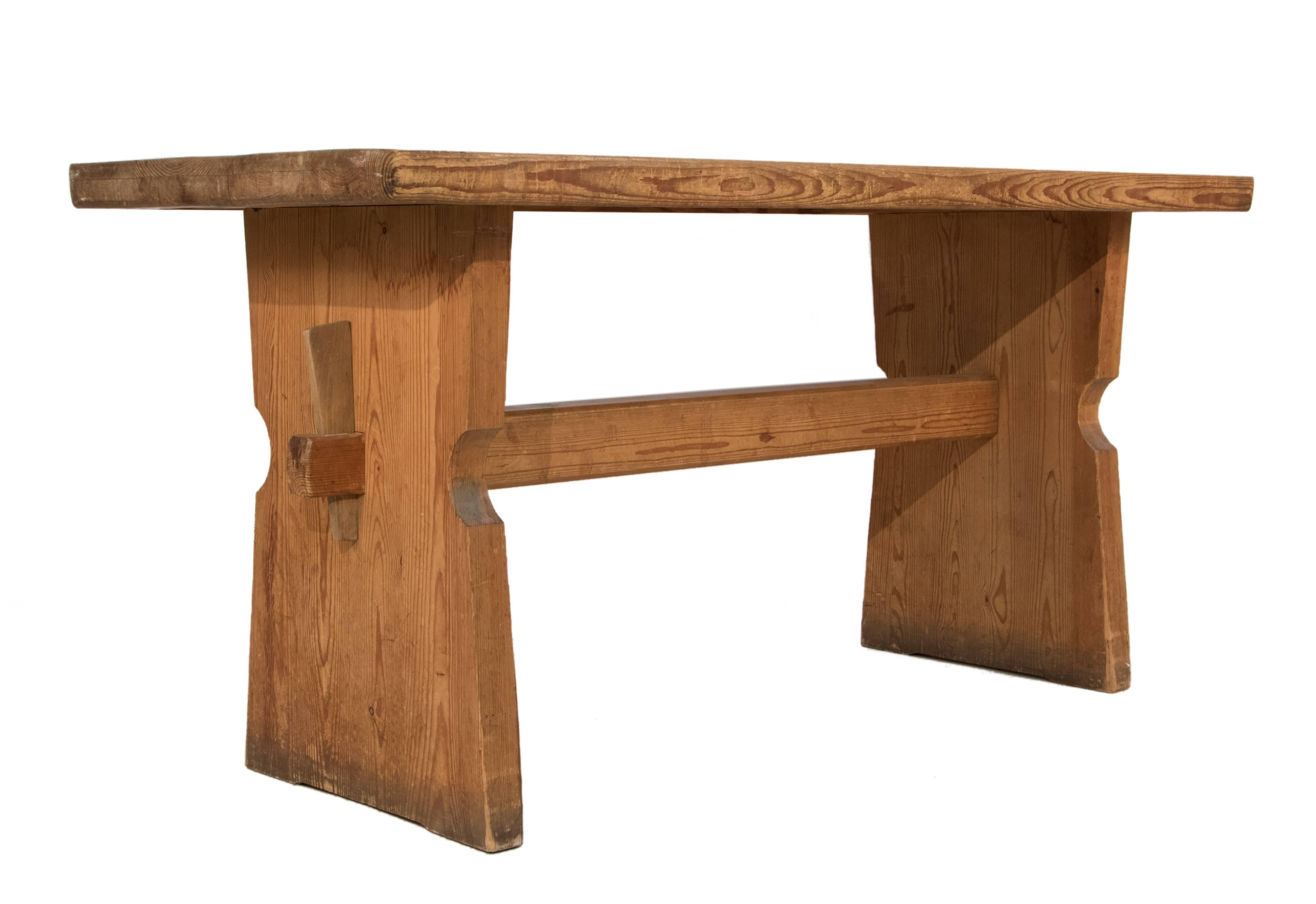 Table by Axel Einar Hjorth.
