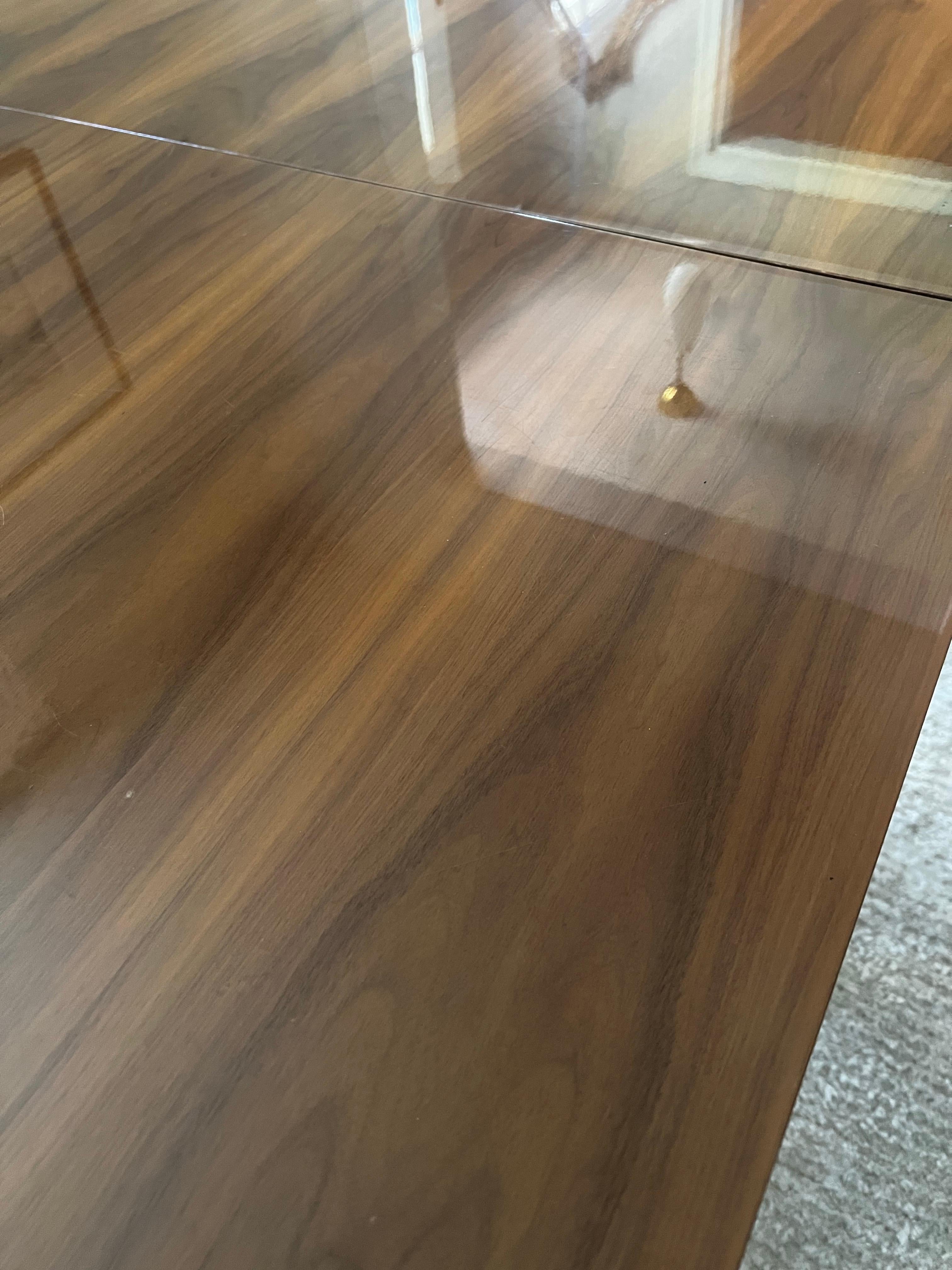 Juego de 6 Sillas de Comedor Modernas Italianas de Mitad de Siglo en venta 25