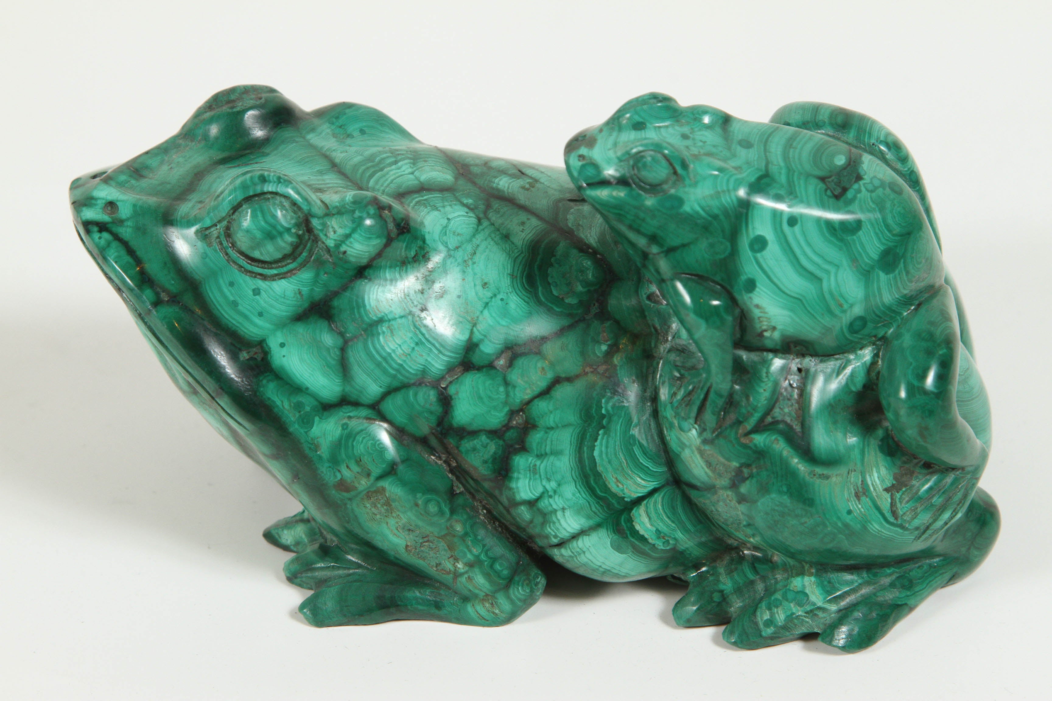 Hand-carved Malachite frogs-mother and offspring.