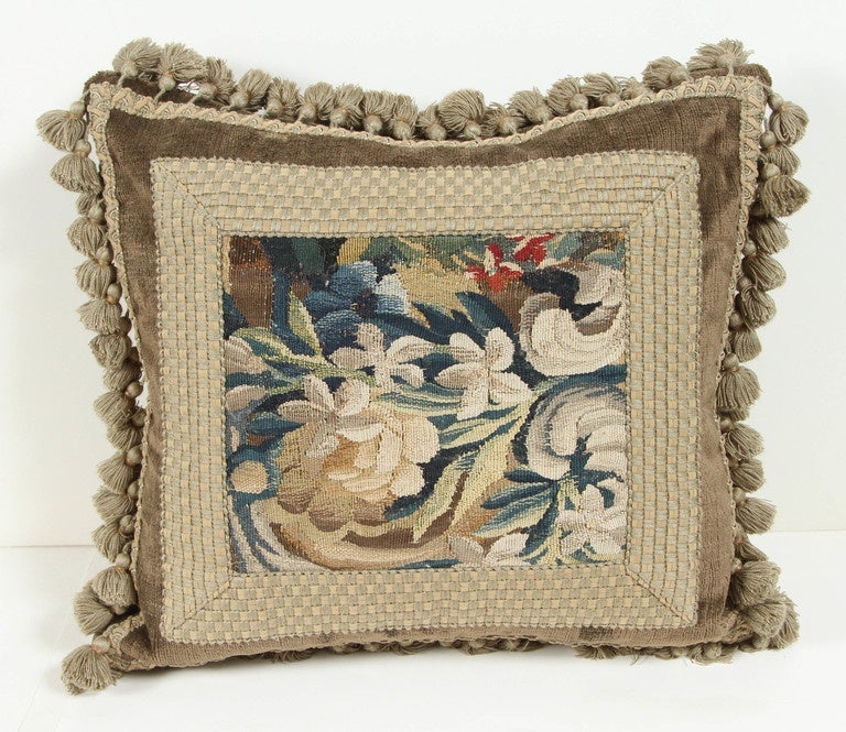 Pair of 19th Century Tapestry Pillows For Sale at 1stdibs