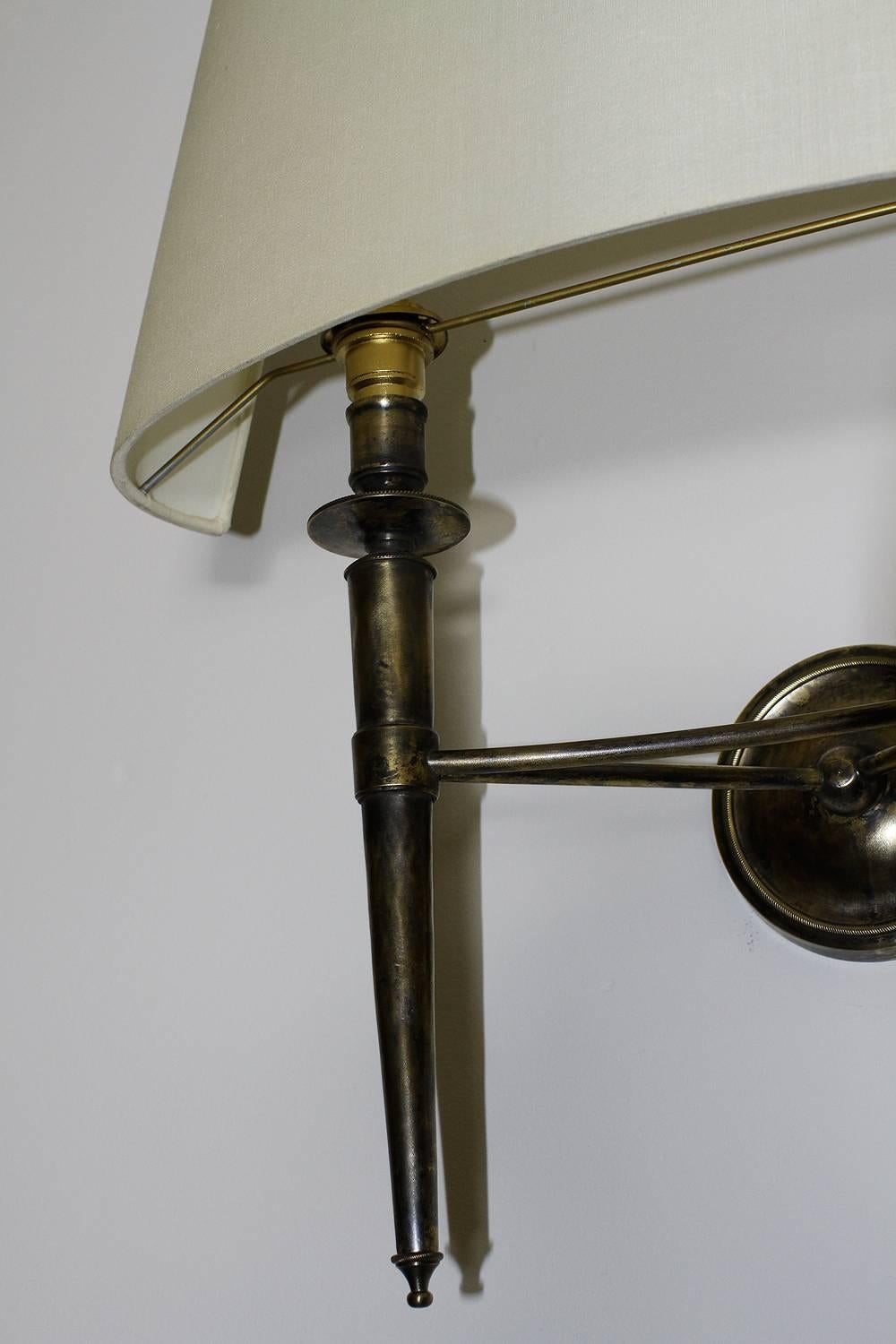 Prince De Galles Hotel Elegant Pair of Oxidized Brass Sconces 1940 In Fair Condition For Sale In Encino, CA