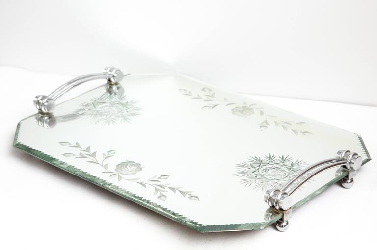 Wheel Etched and Bevelled Mirrored Vanity Tray For Sale at 1stDibs