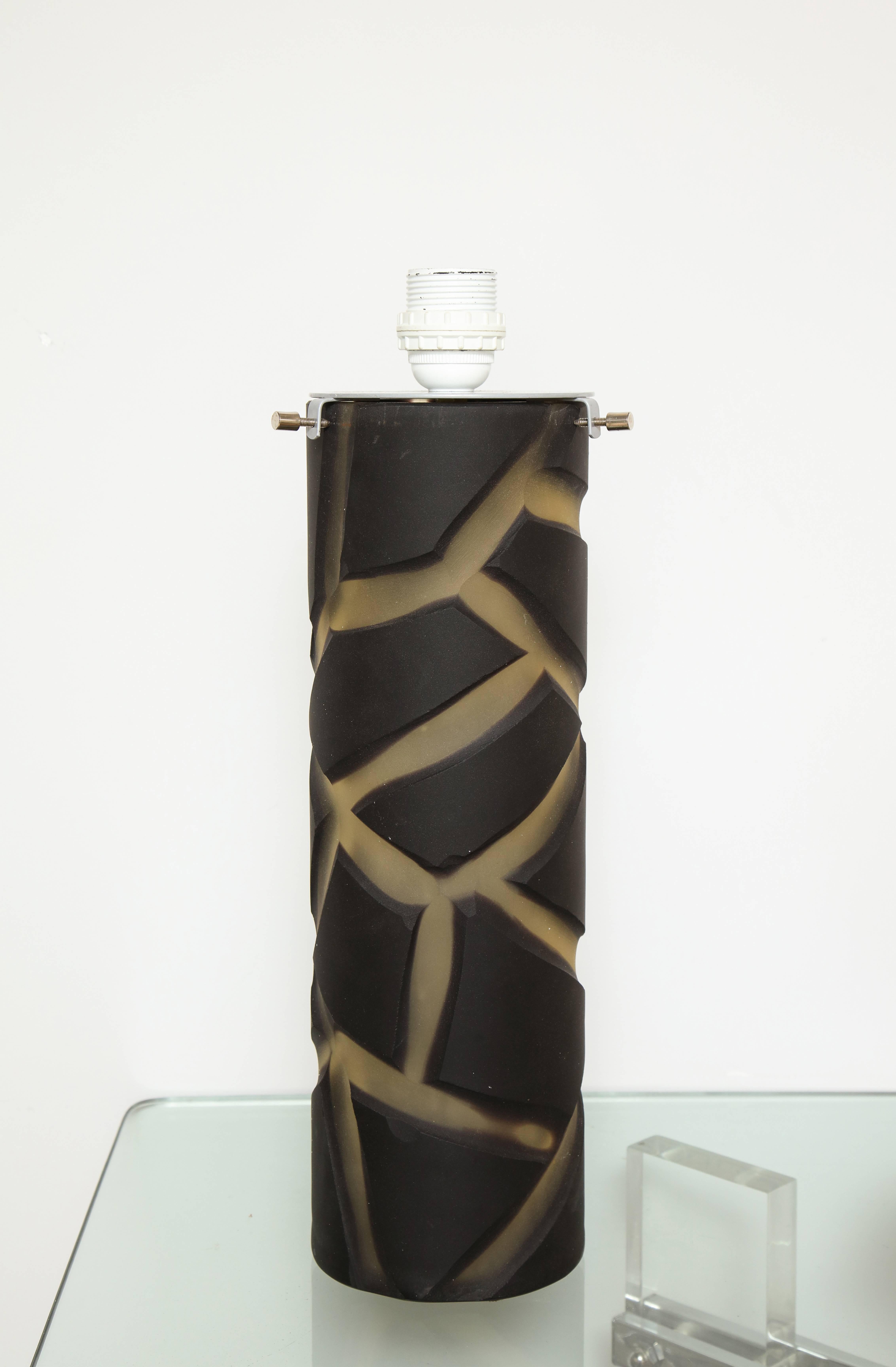 Modern Pair of Deep Cut Frosted Black and White Giraffe Vivarini Murano Glass Lamps