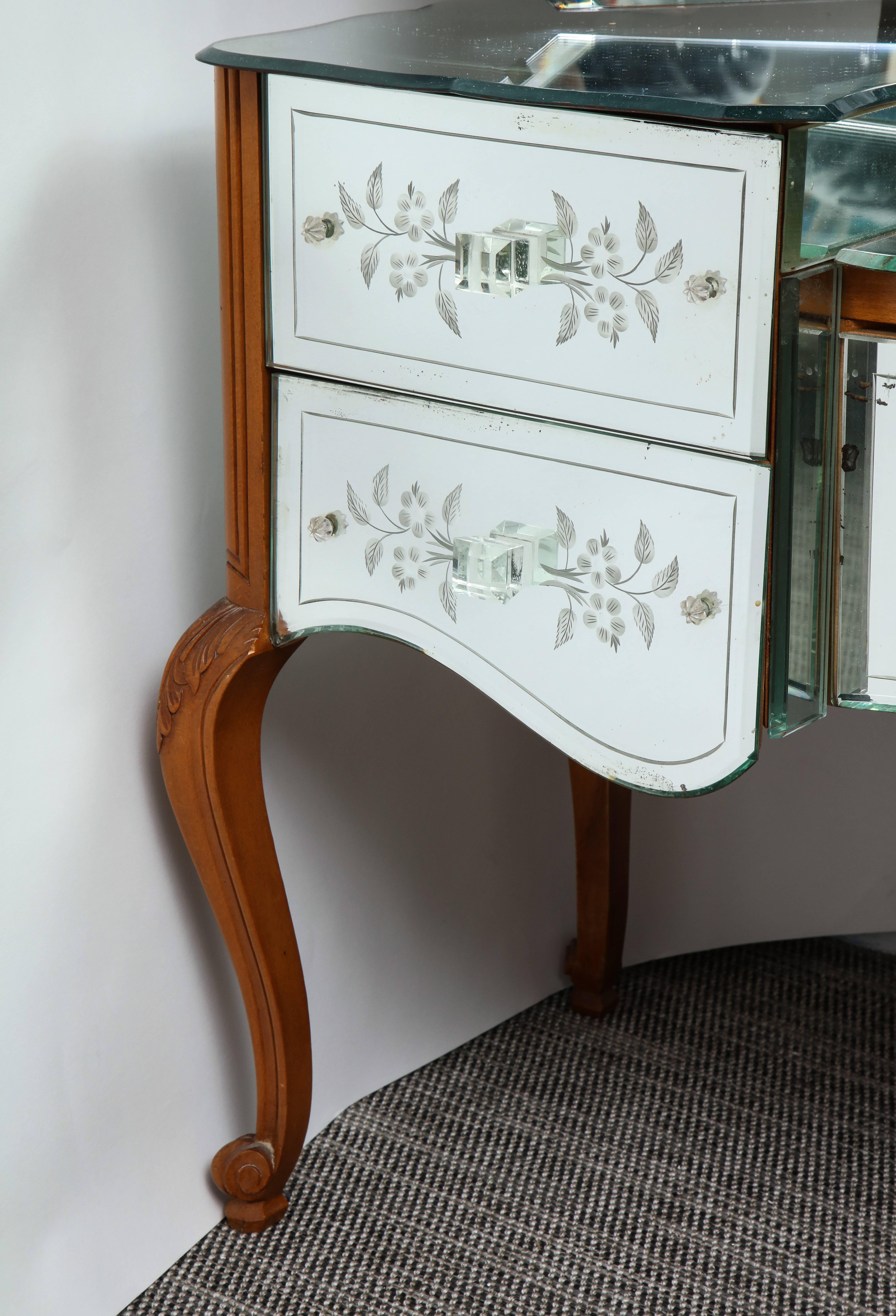 French Bevelled and Etched Mirrored Vanity with Trifold Mirror 2
