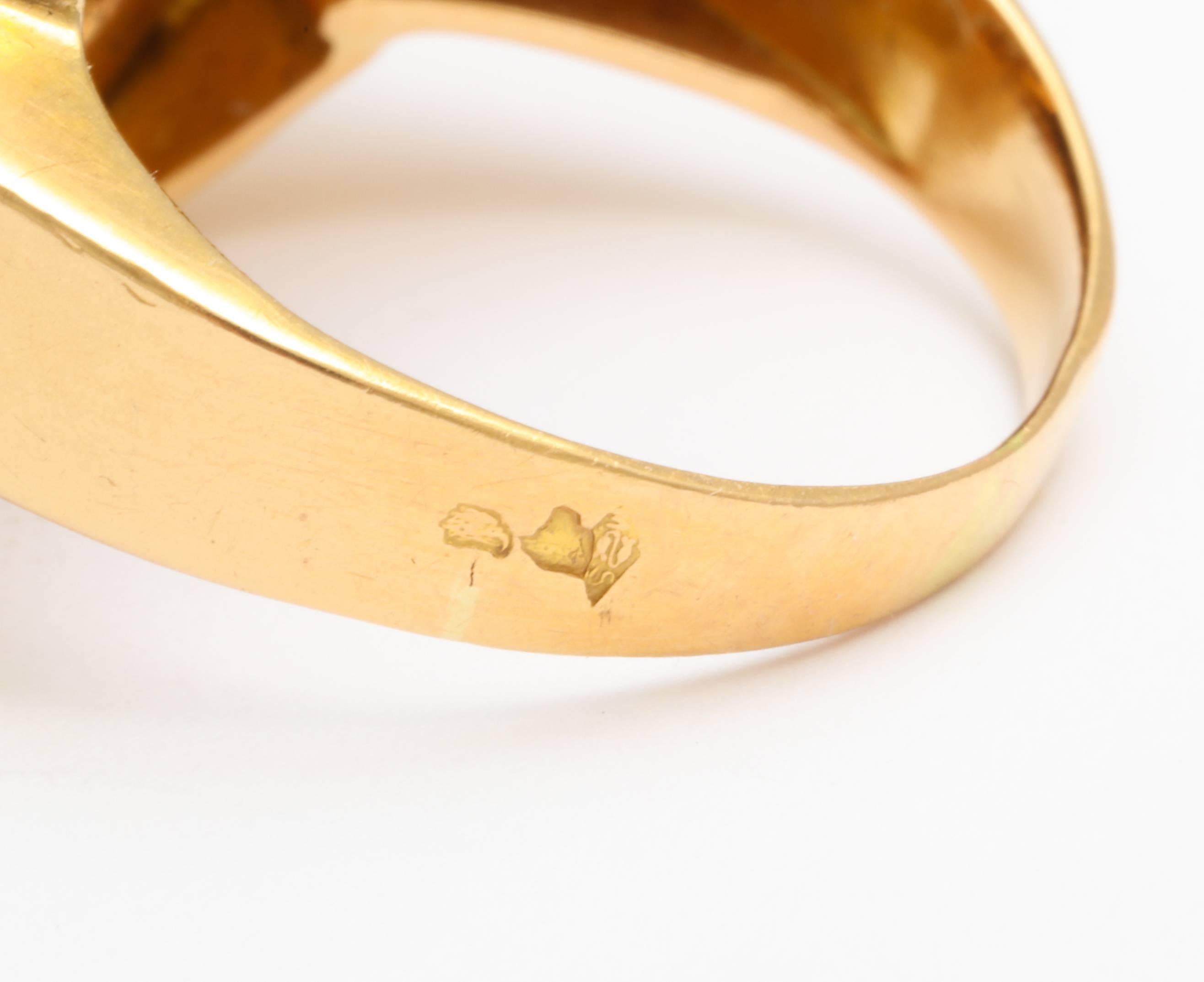 Retro Gold and Diamond Ring For Sale at 1stDibs