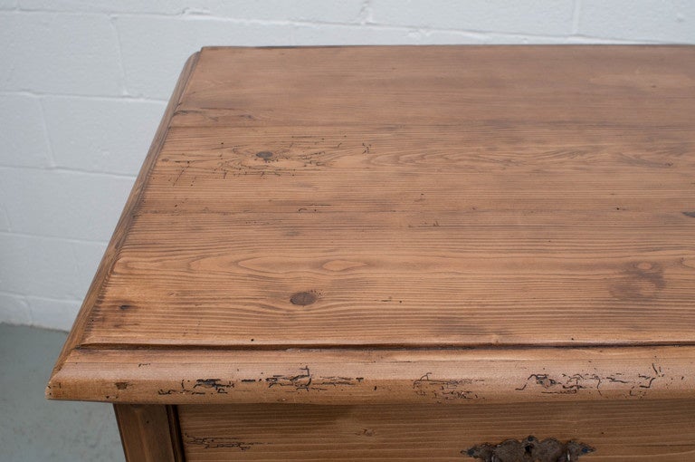 Pine Chest of Drawers