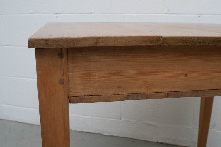 Polished Pine End Table