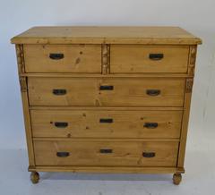 Pine Chest of Drawers